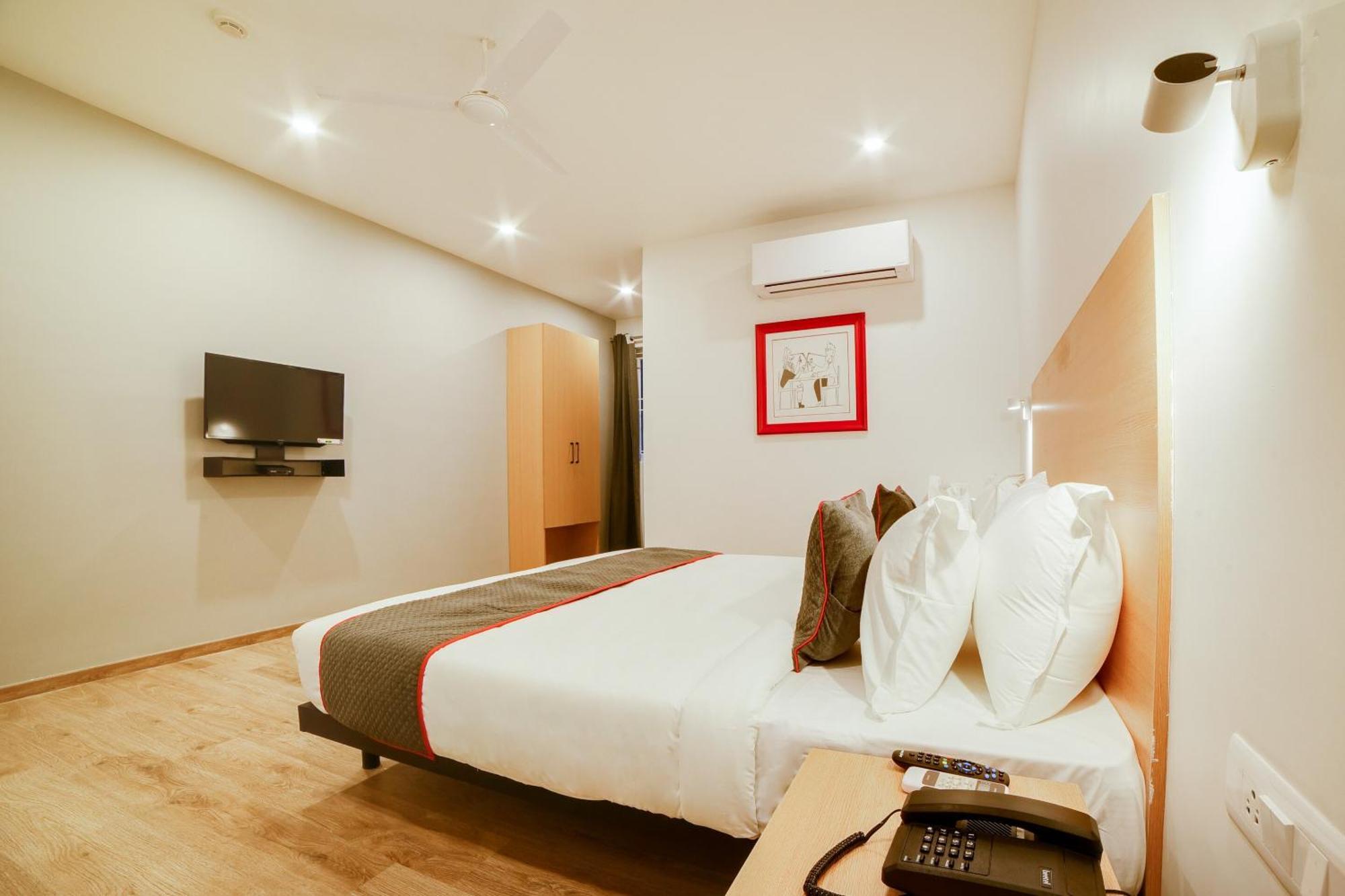 Super Townhouse Hosur Main Road Bommanahalli Near Gopalan Innovation Mall Hotel Bangalore