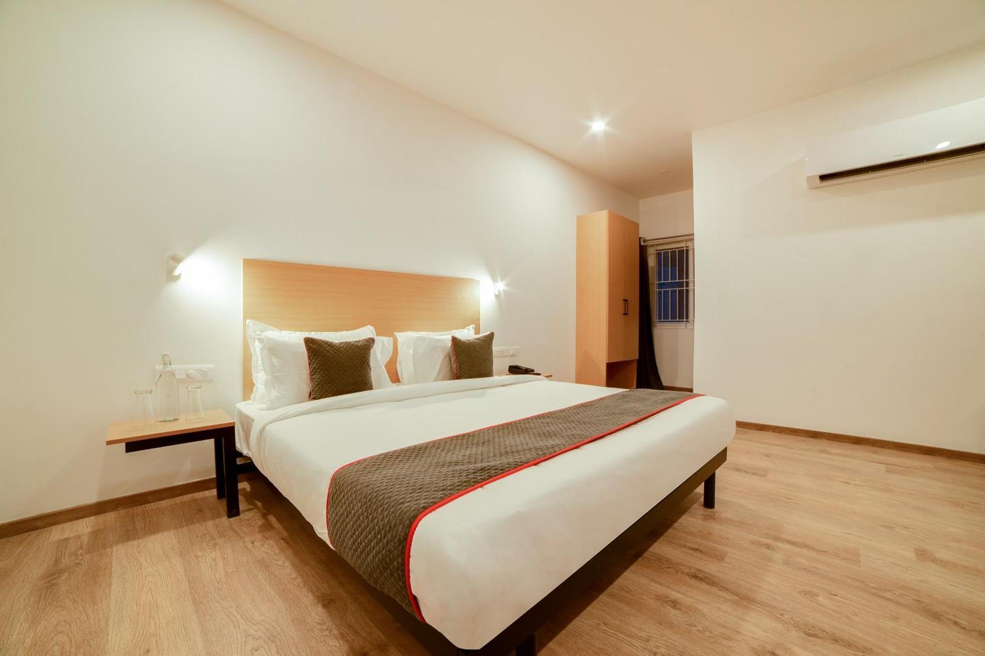 Super Townhouse Hosur Main Road Bommanahalli Near Gopalan Innovation Mall 4* Bangalore