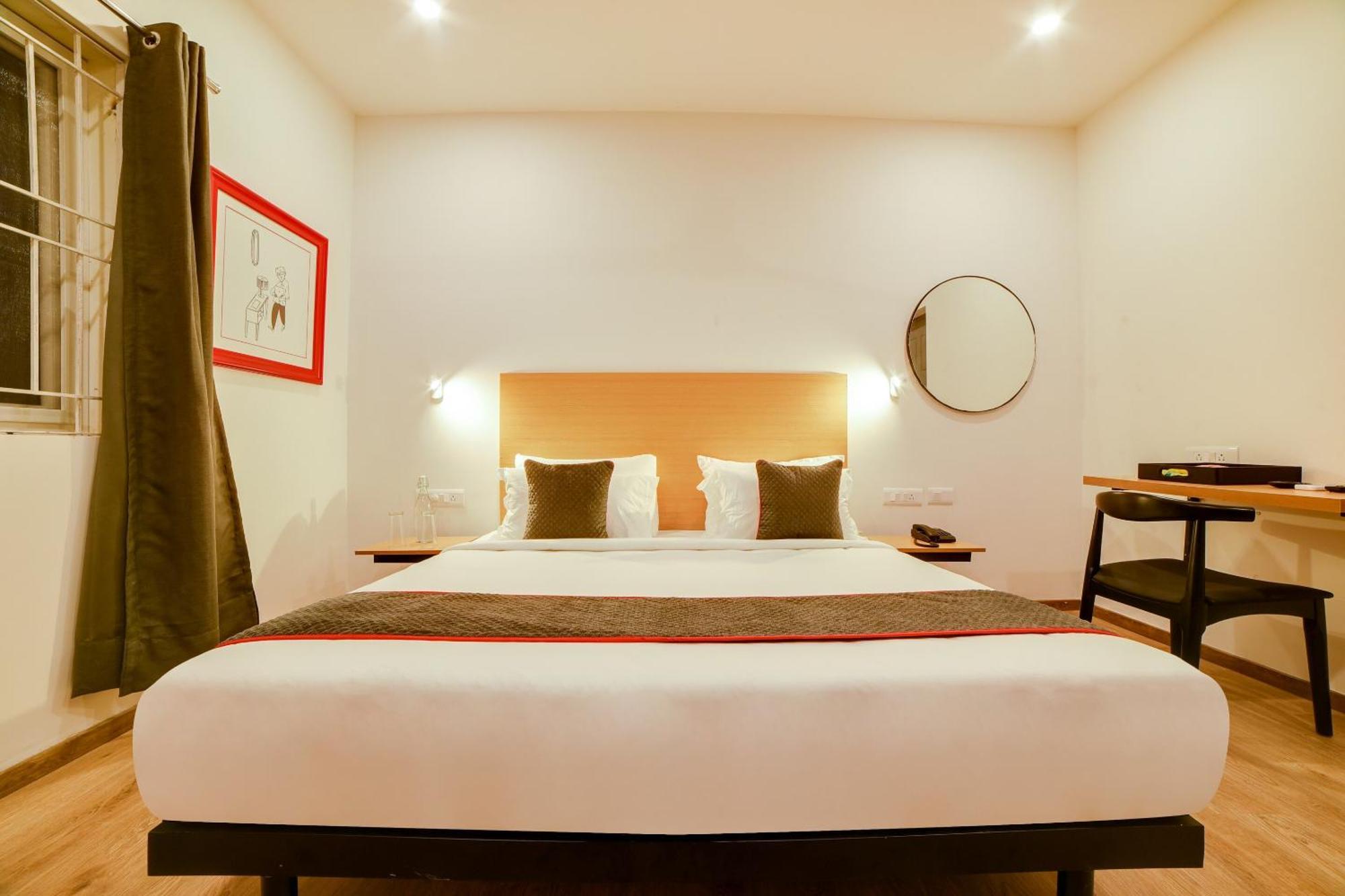 Super Townhouse Hosur Main Road Bommanahalli Near Gopalan Innovation Mall 4*