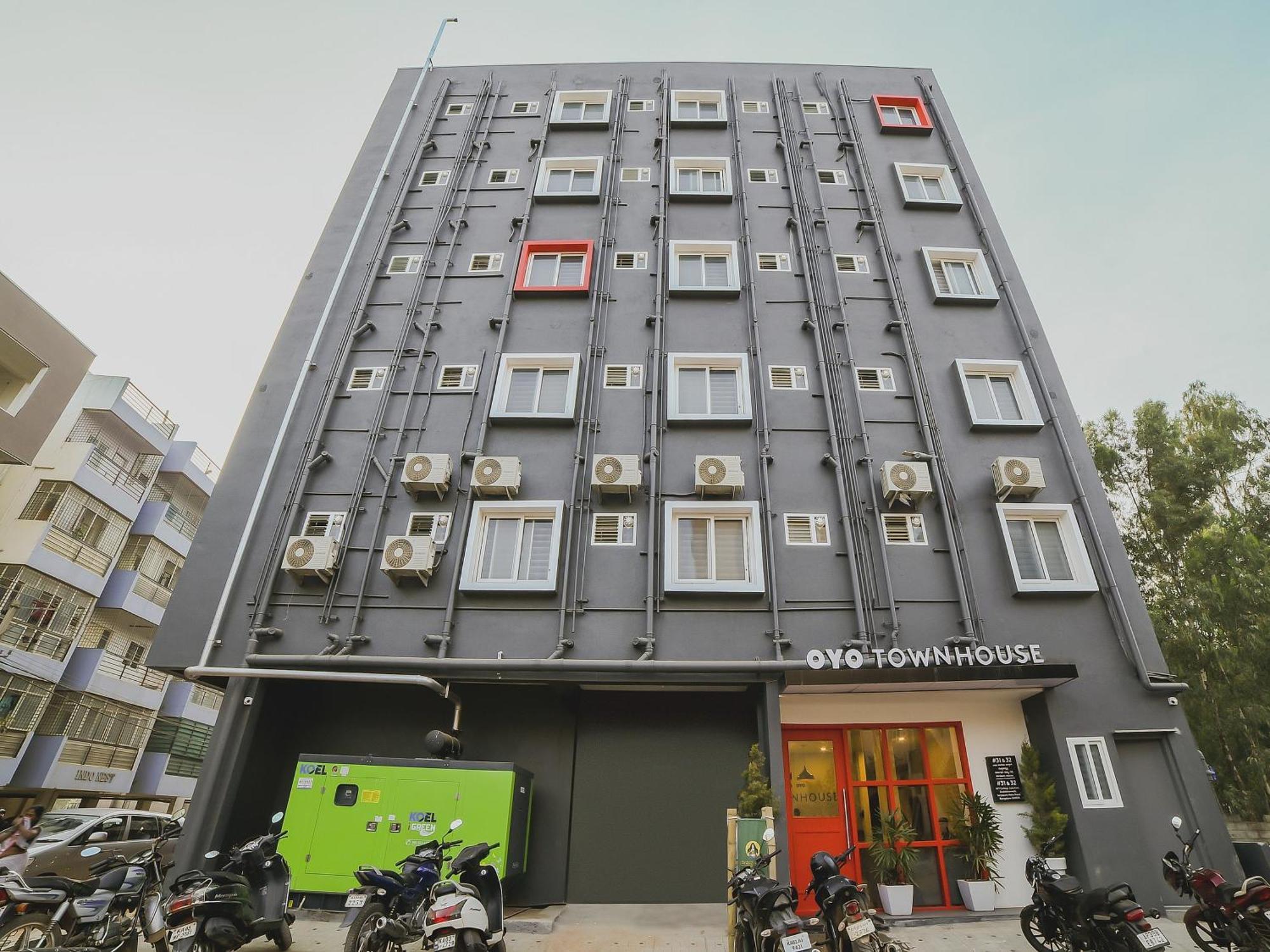 Super Townhouse Sarjapur Near Bellandur 4* Bangalore