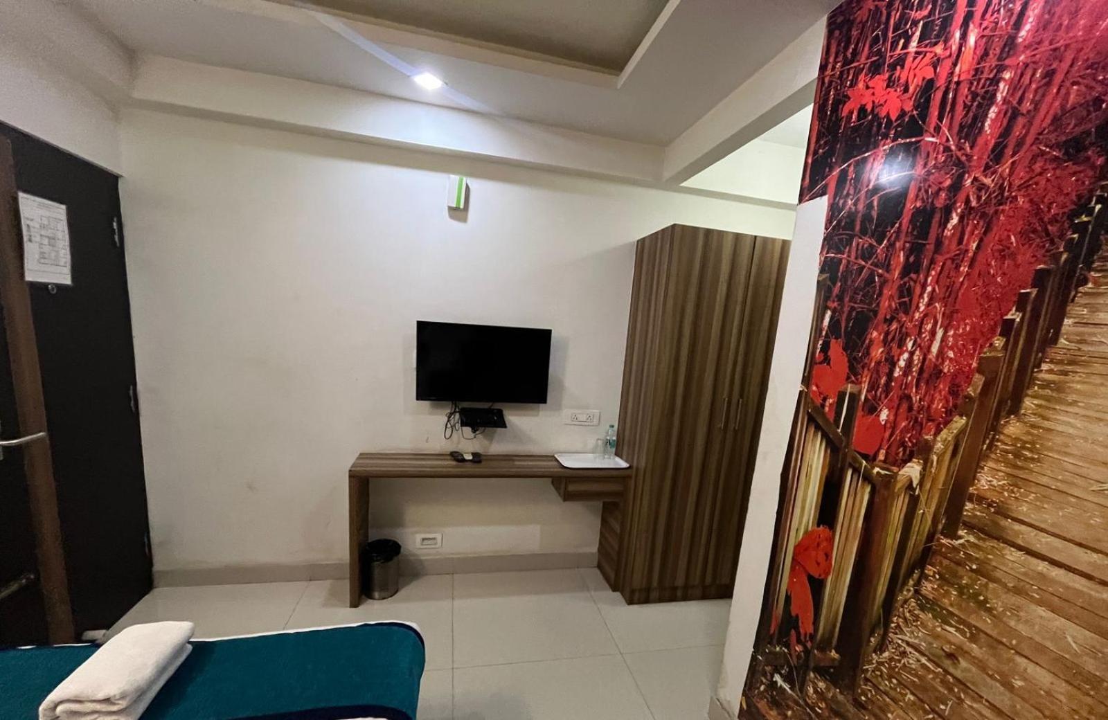 Hotel Western Keys Bangalore