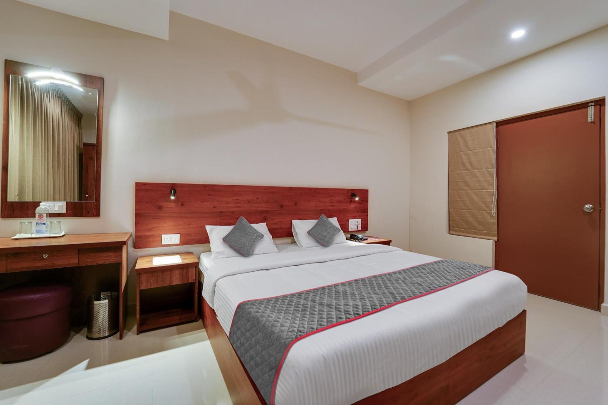 Hotel Super Townhouse Davis Let Bangalore