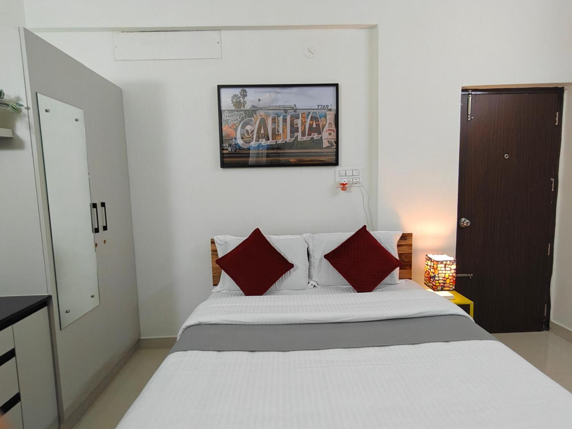 3 Tales Hotel