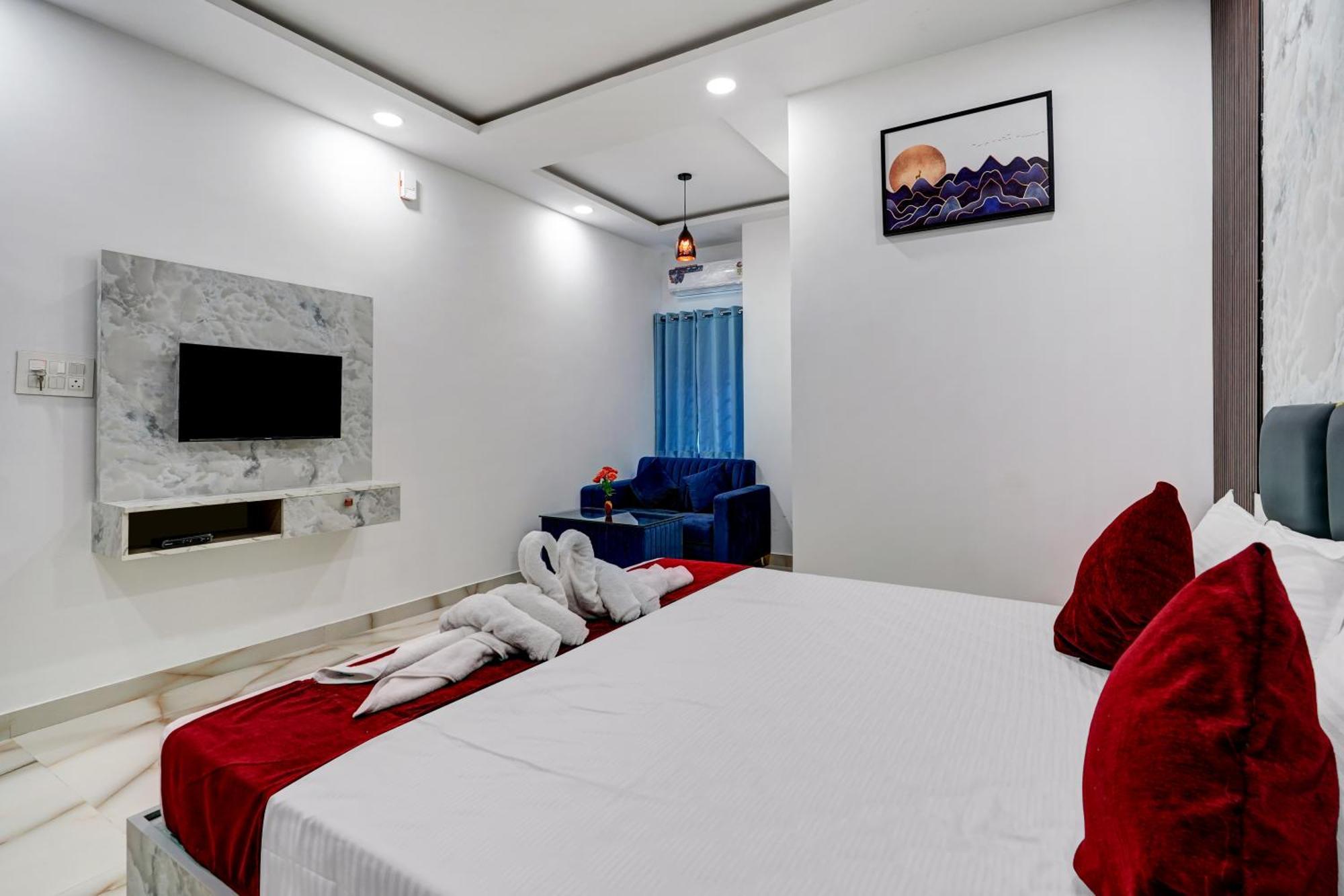Sky Blue And Hotel 5*