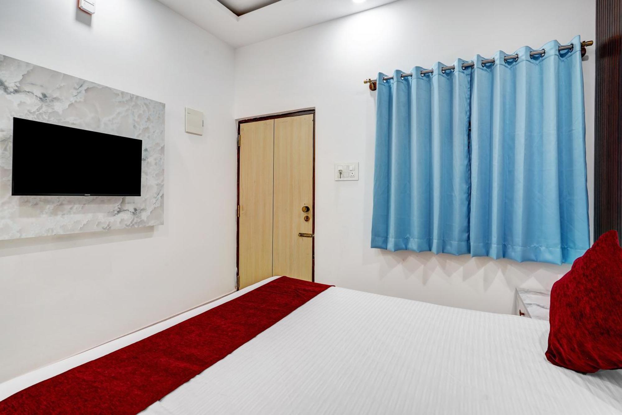 Sky Blue And Hotel 5*