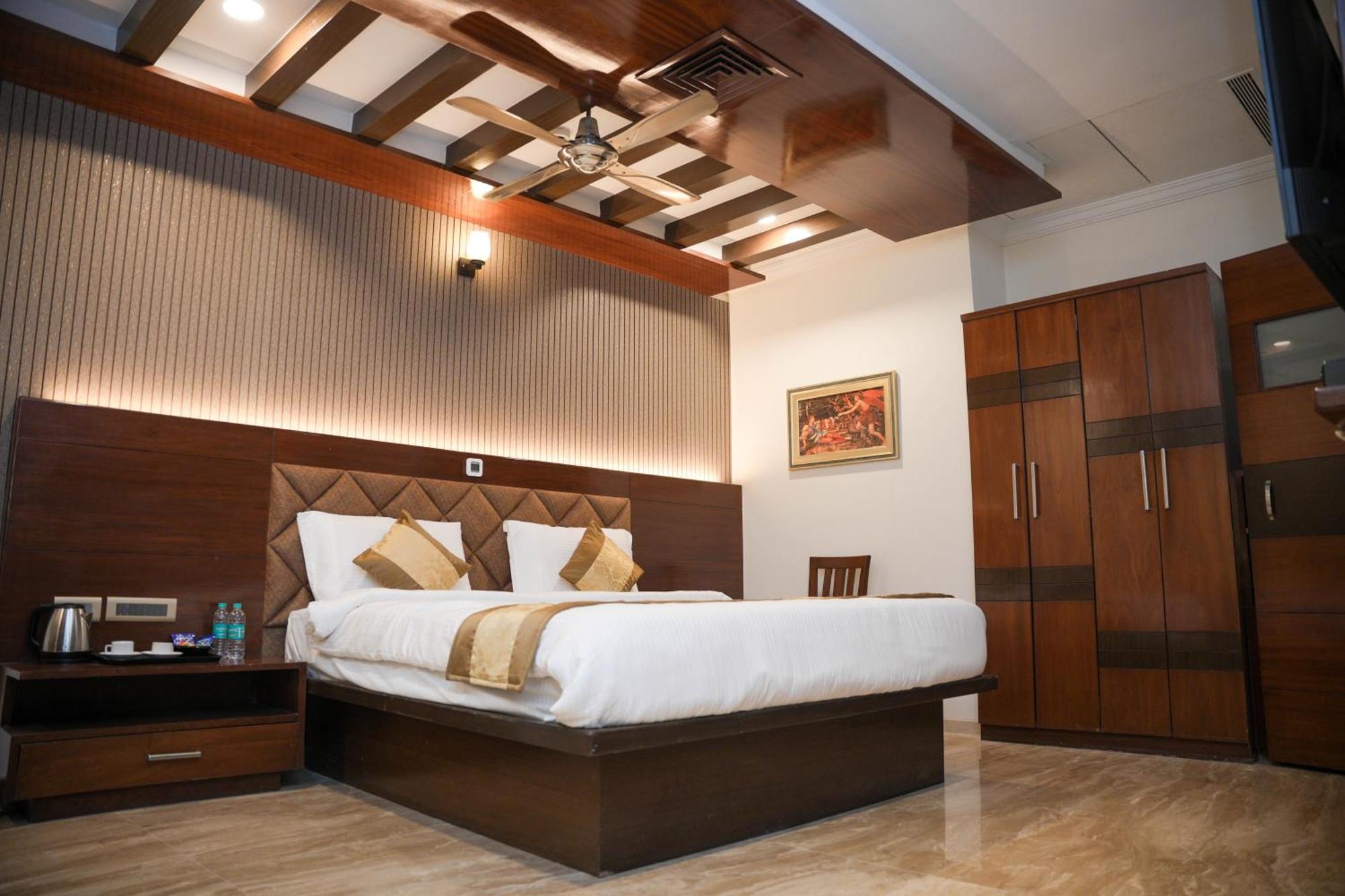 The Ontime Hotel, Hotel 3*