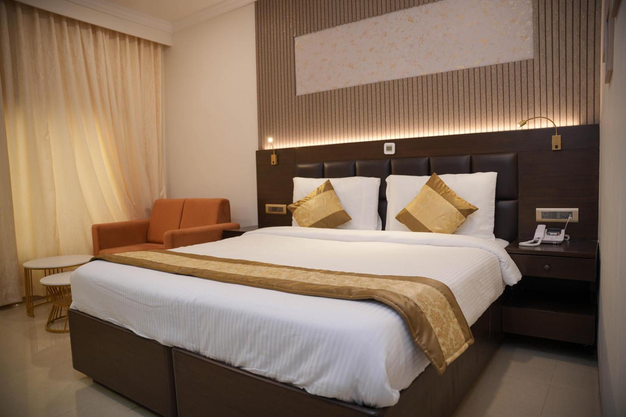 The Ontime Hotel, Hotel Bangalore
