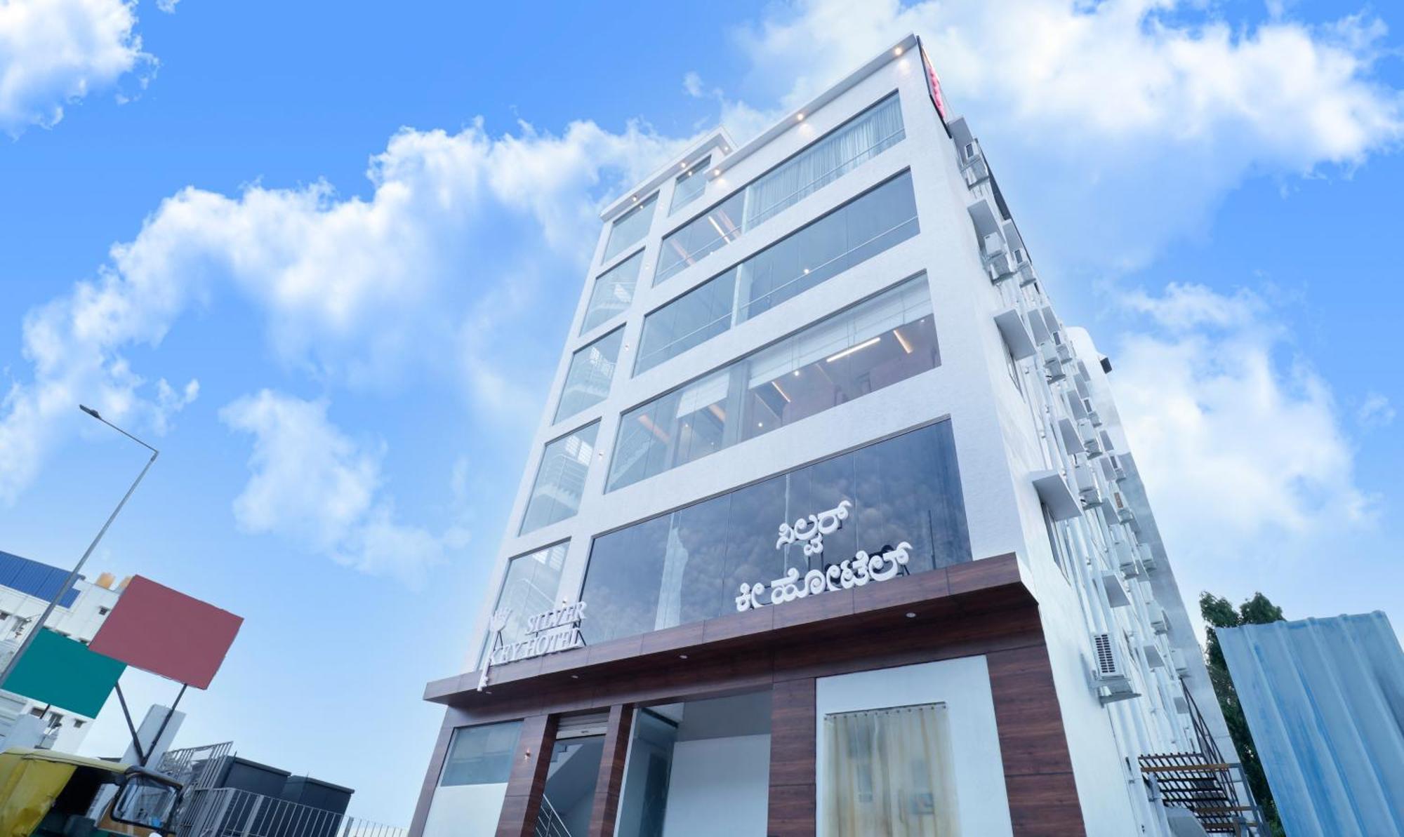 Itsy Silver Keys Hotel 3*