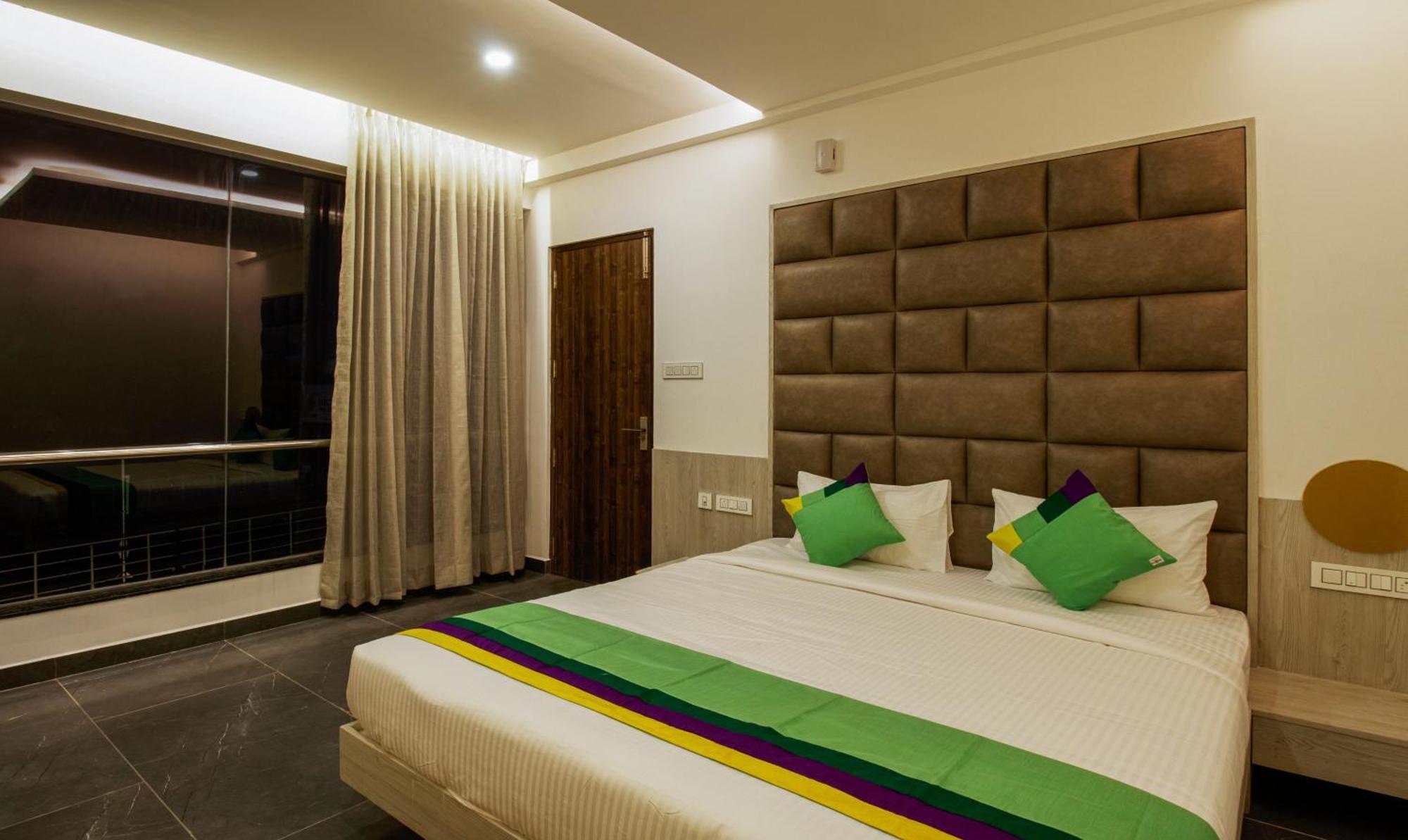Itsy Silver Keys Hotel