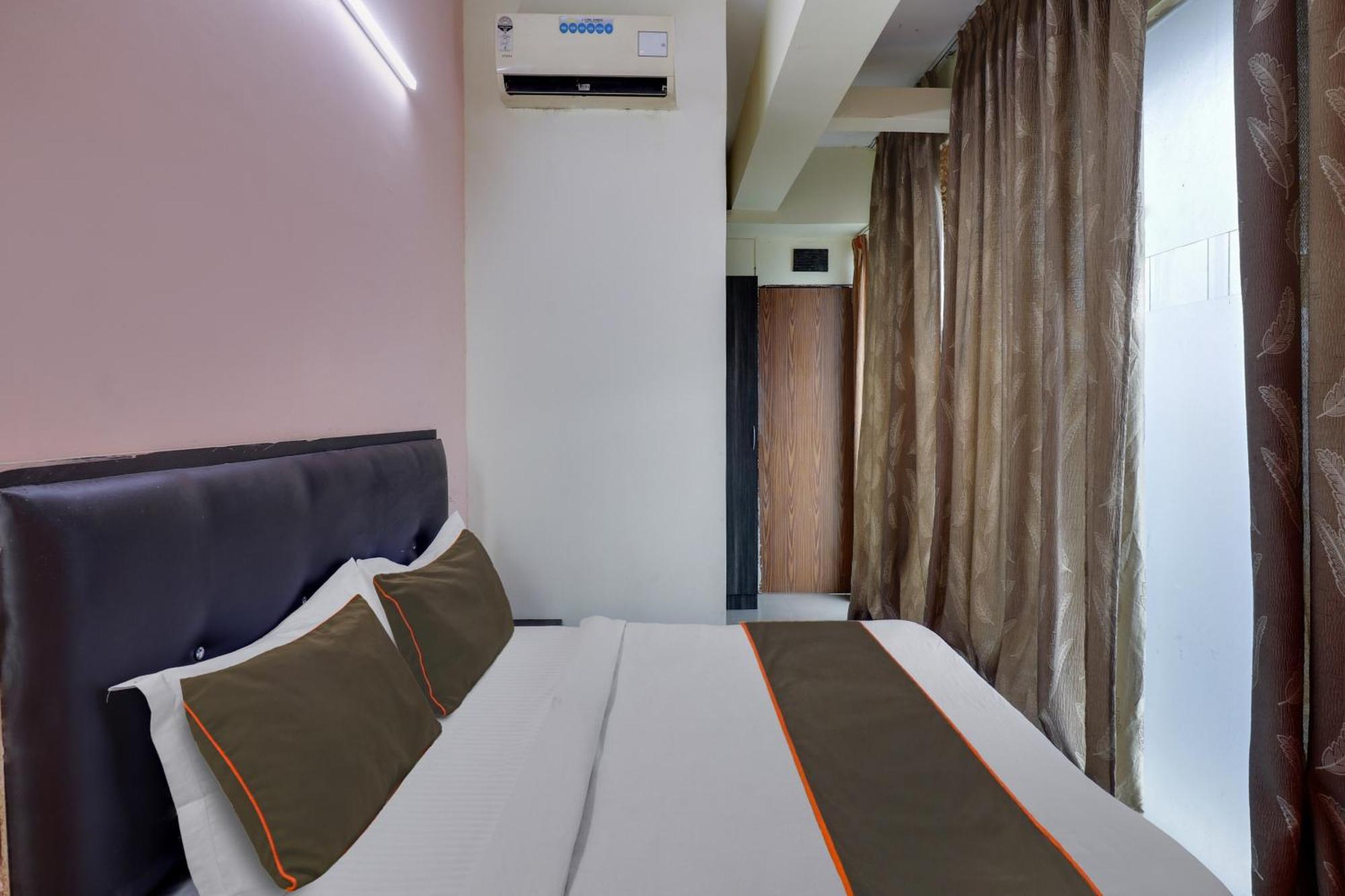 O Royal Galaxy 4*