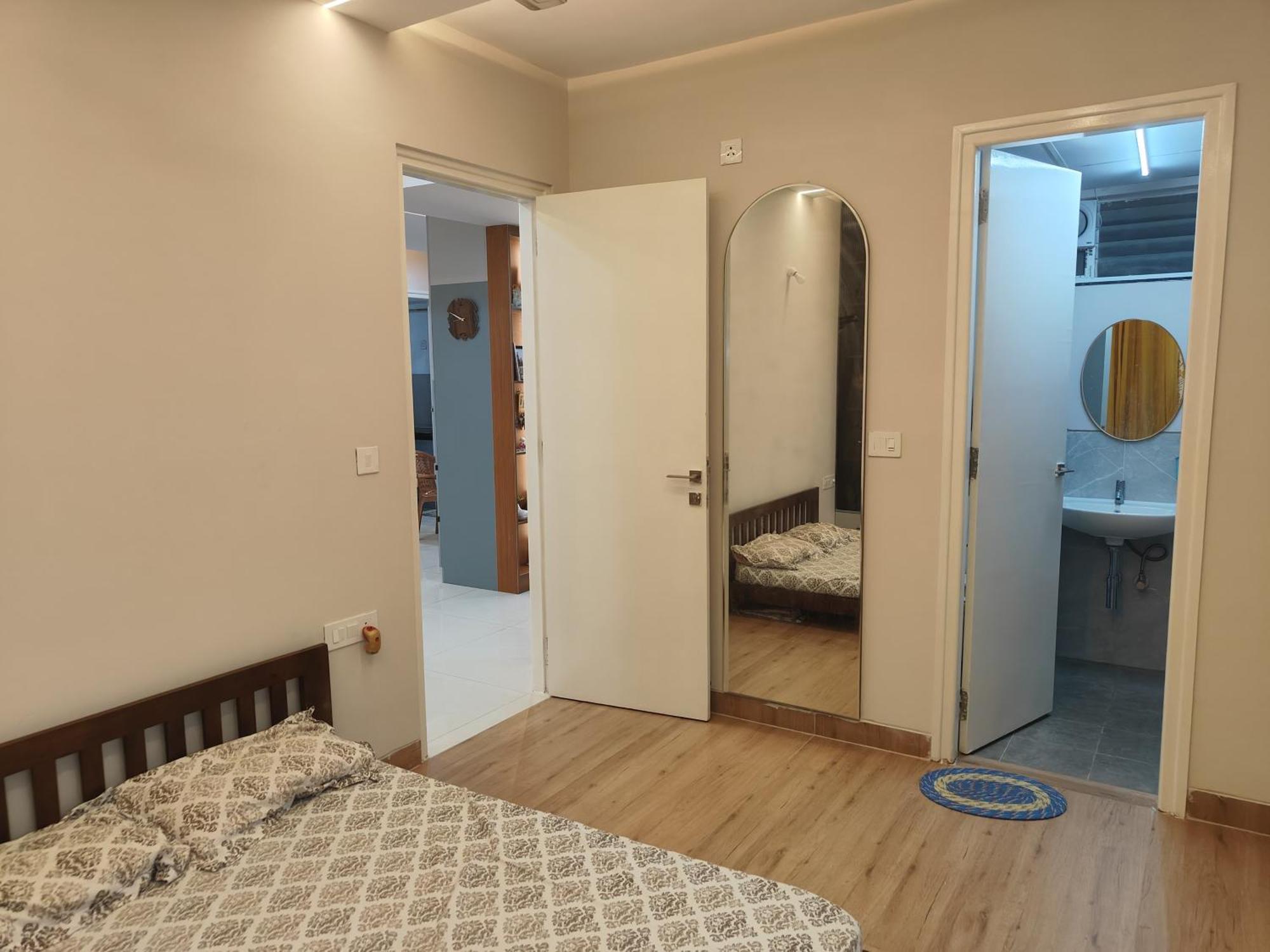 Singh's Space L Luxurious 2bhk L On Floor With Large Balcony Bangalore