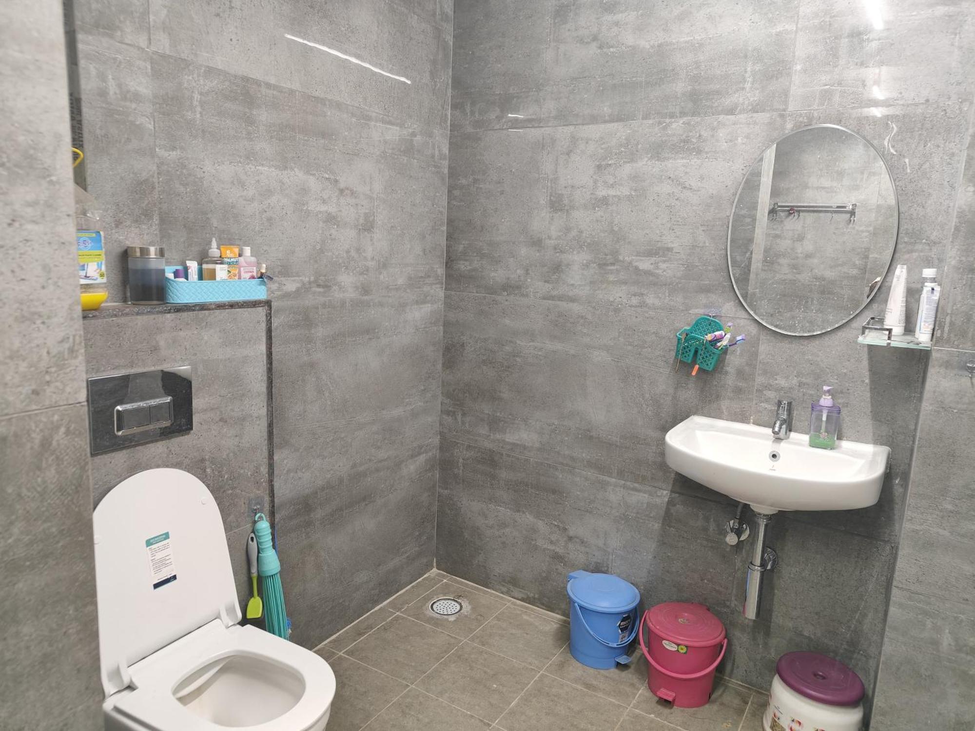 Apartamento Singh's Space L Luxurious 2bhk L On Floor With Large Balcony