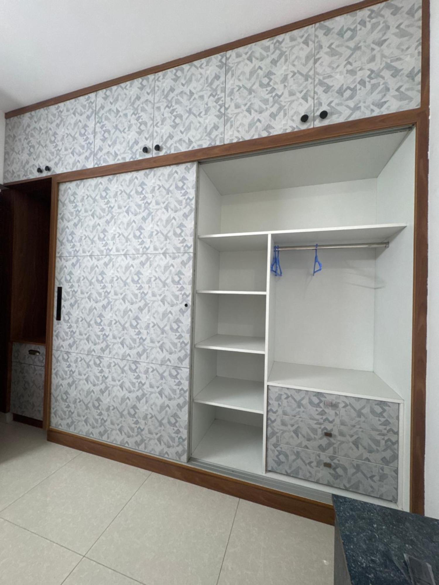 6floor In Society Ecity Ph2 Near Tcs Tech Mahindra