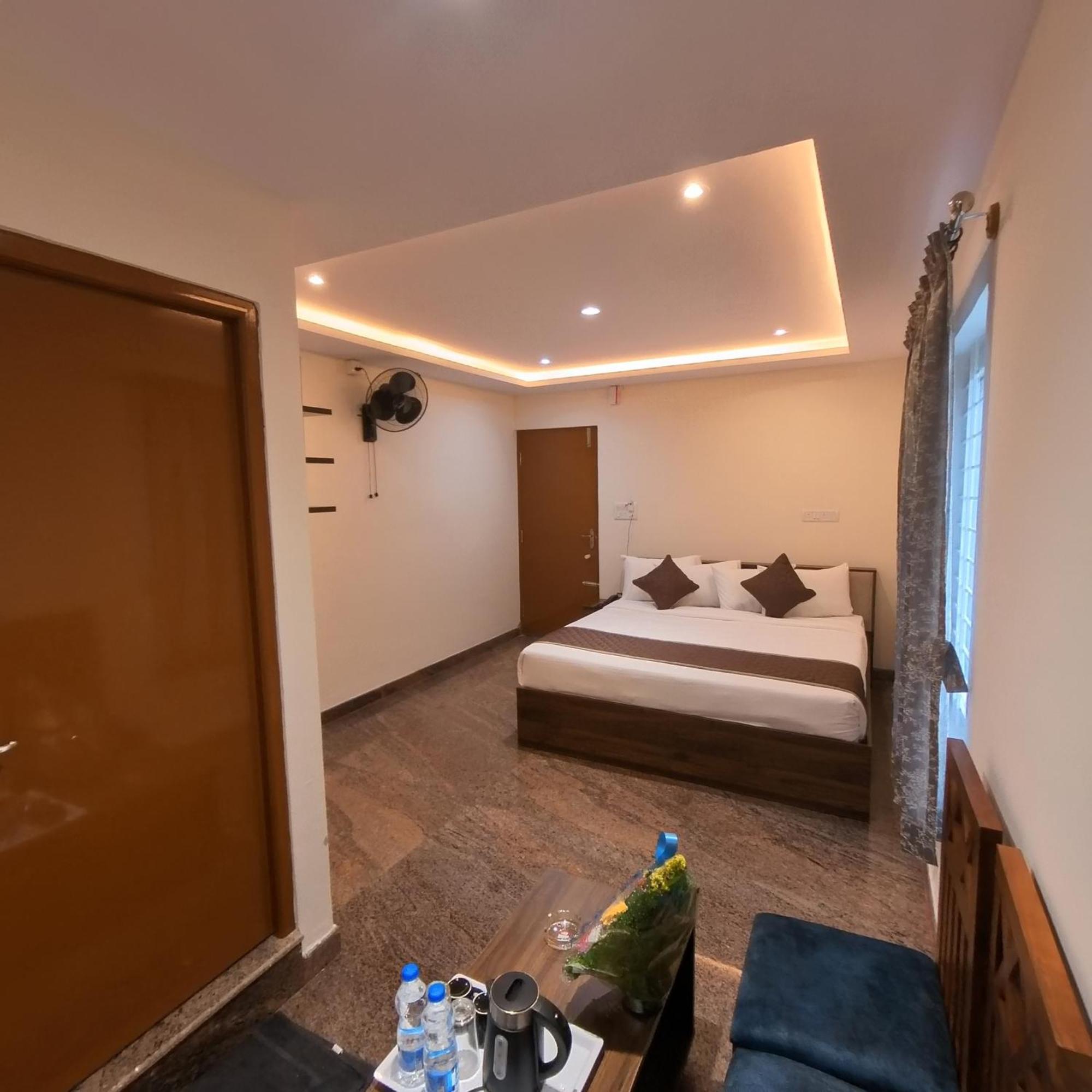 Hotel Olive Leave's