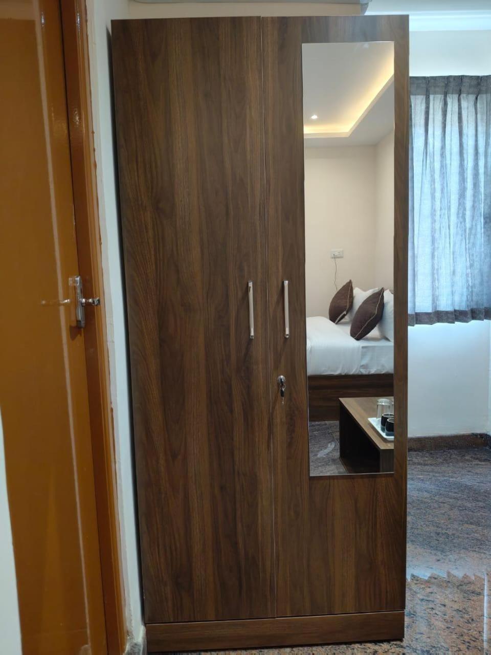Hotel Olive Leave's