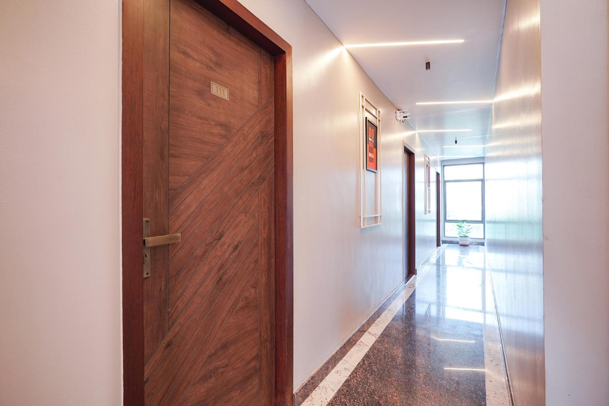 Hotel Fabhotel Lg Signature - Kalyan Nagar 3*