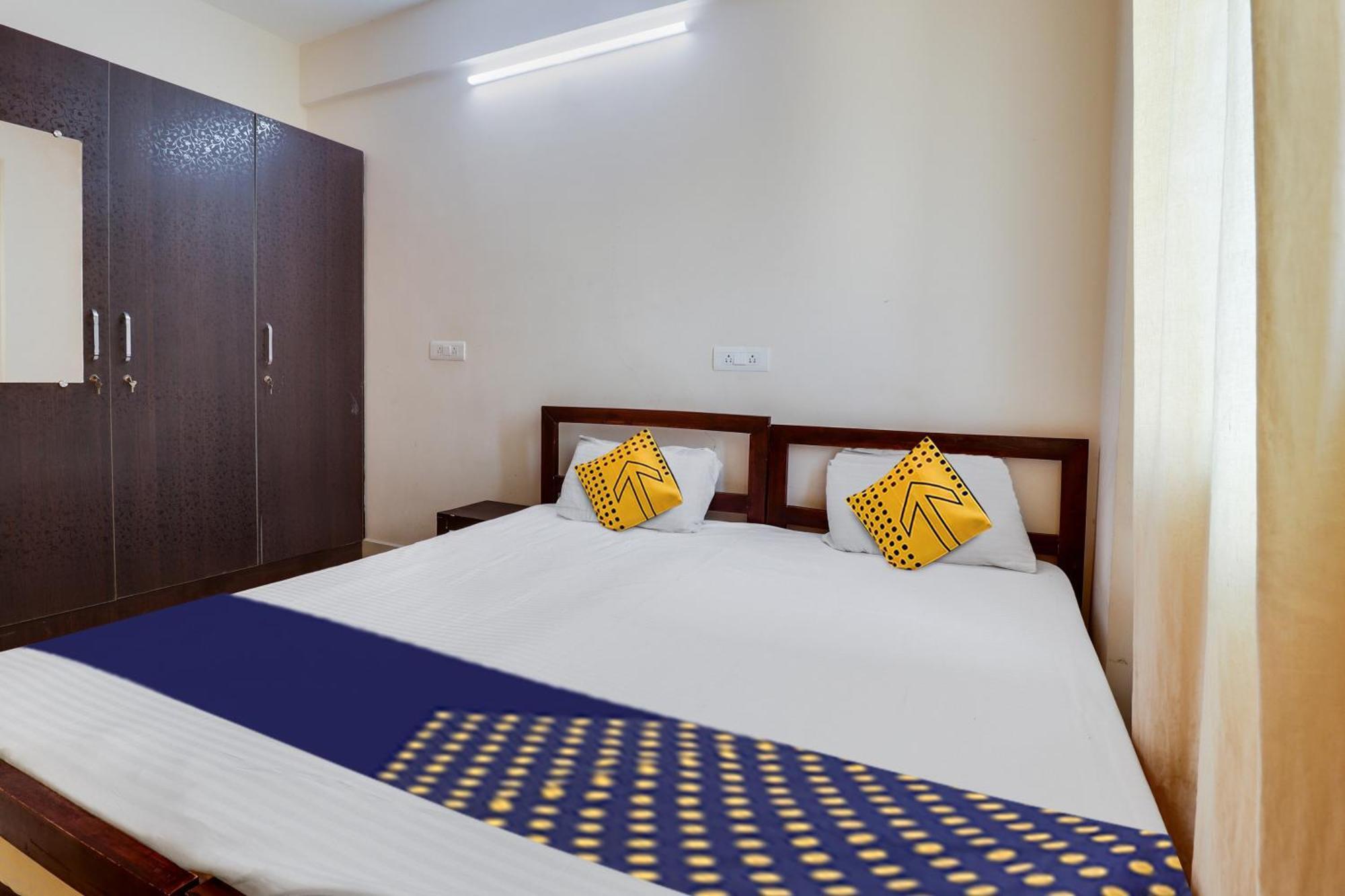 Hotel Spot On Helloworld Dom