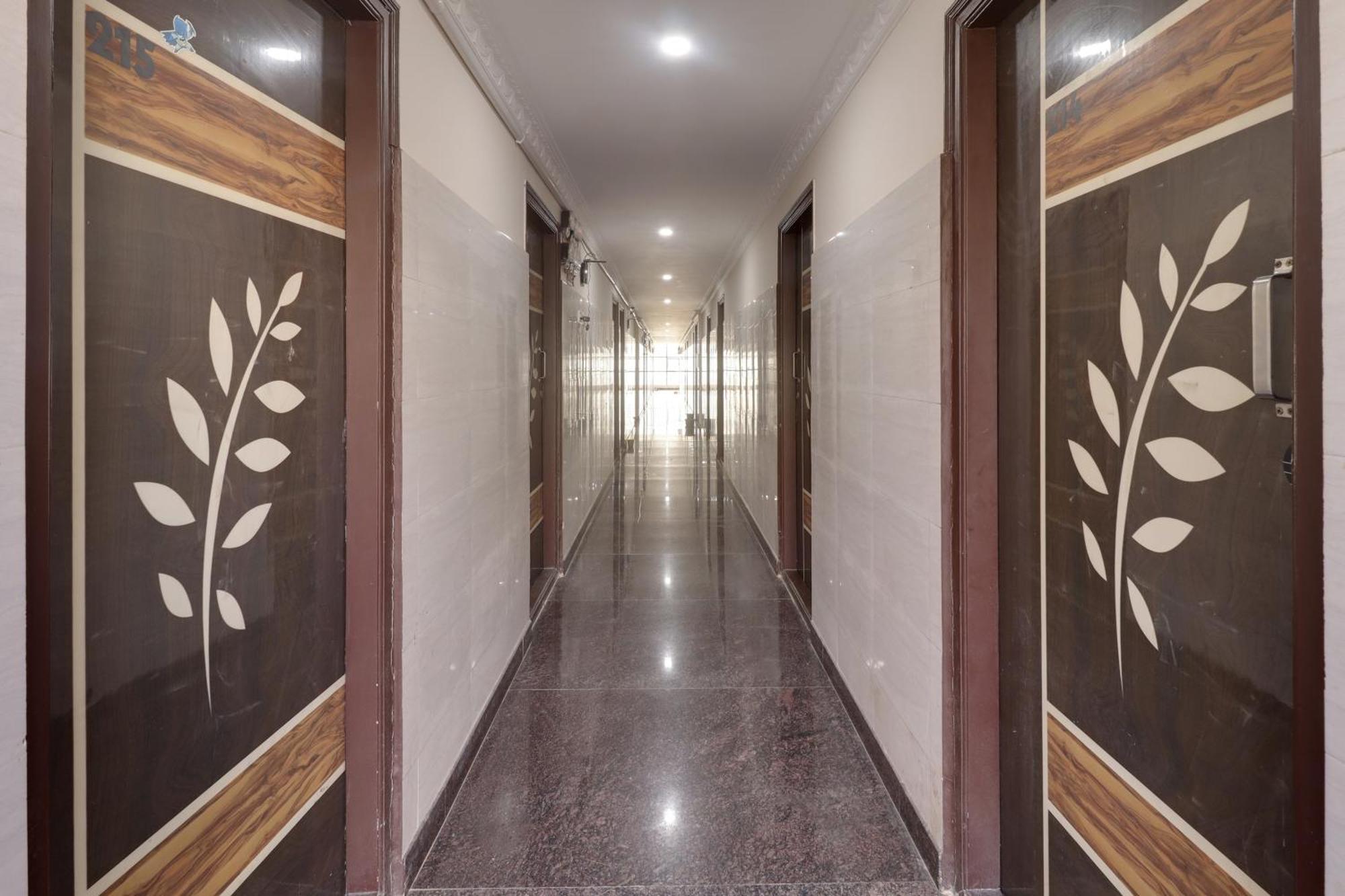 Spot On Helloworld Dom Hotel Bangalore