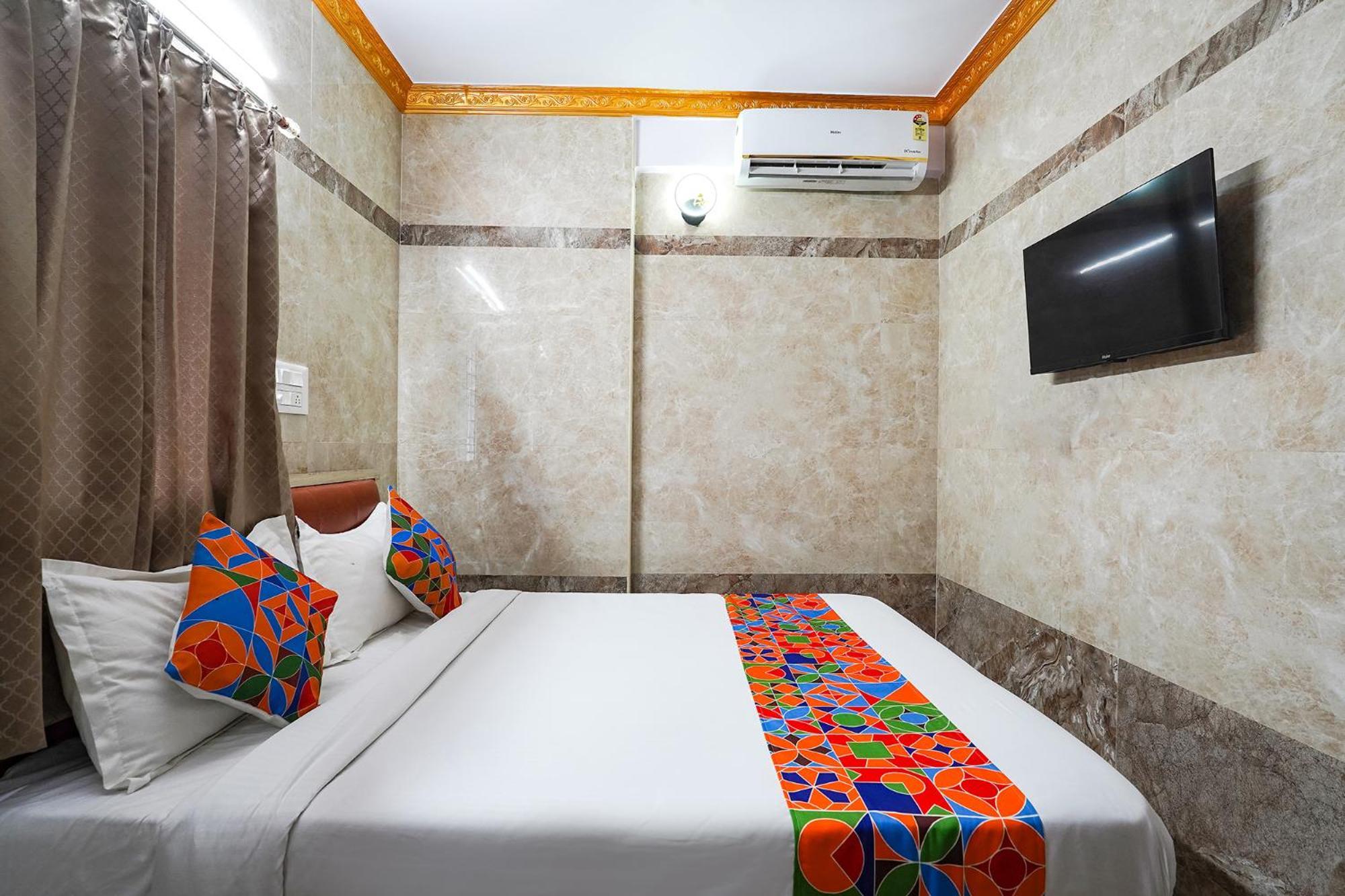 Fabhotel Sn Residency - Chord Road 3*