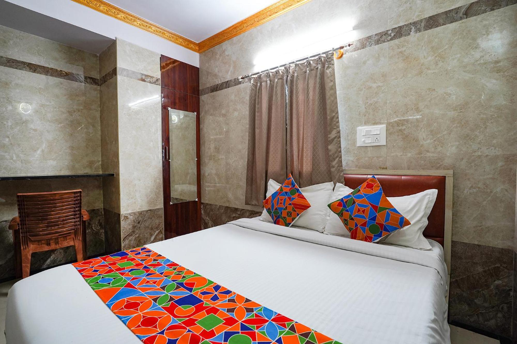 Fabhotel Sn Residency - Chord Road 3*