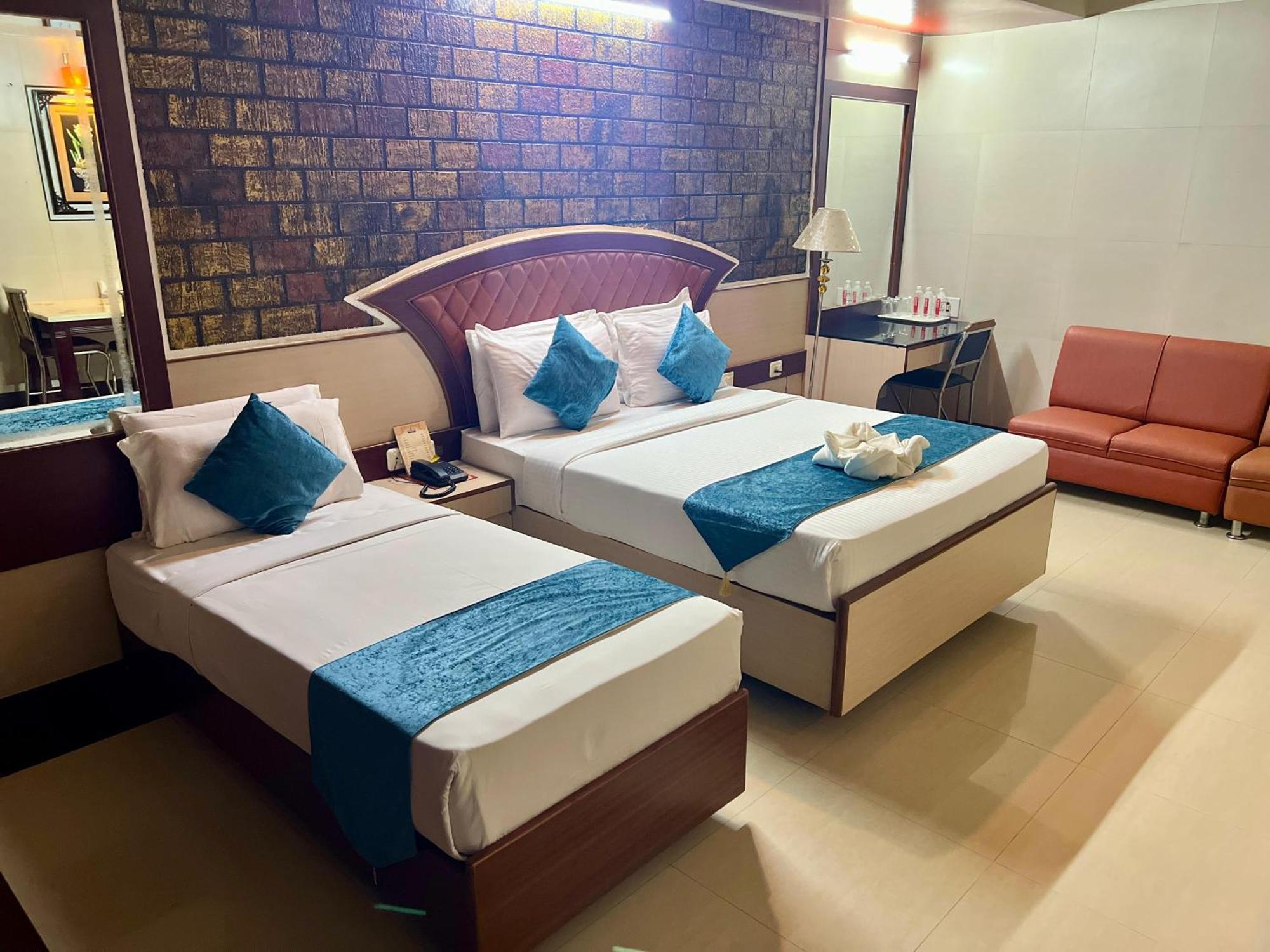Hotel The Grand Krishna 4*
