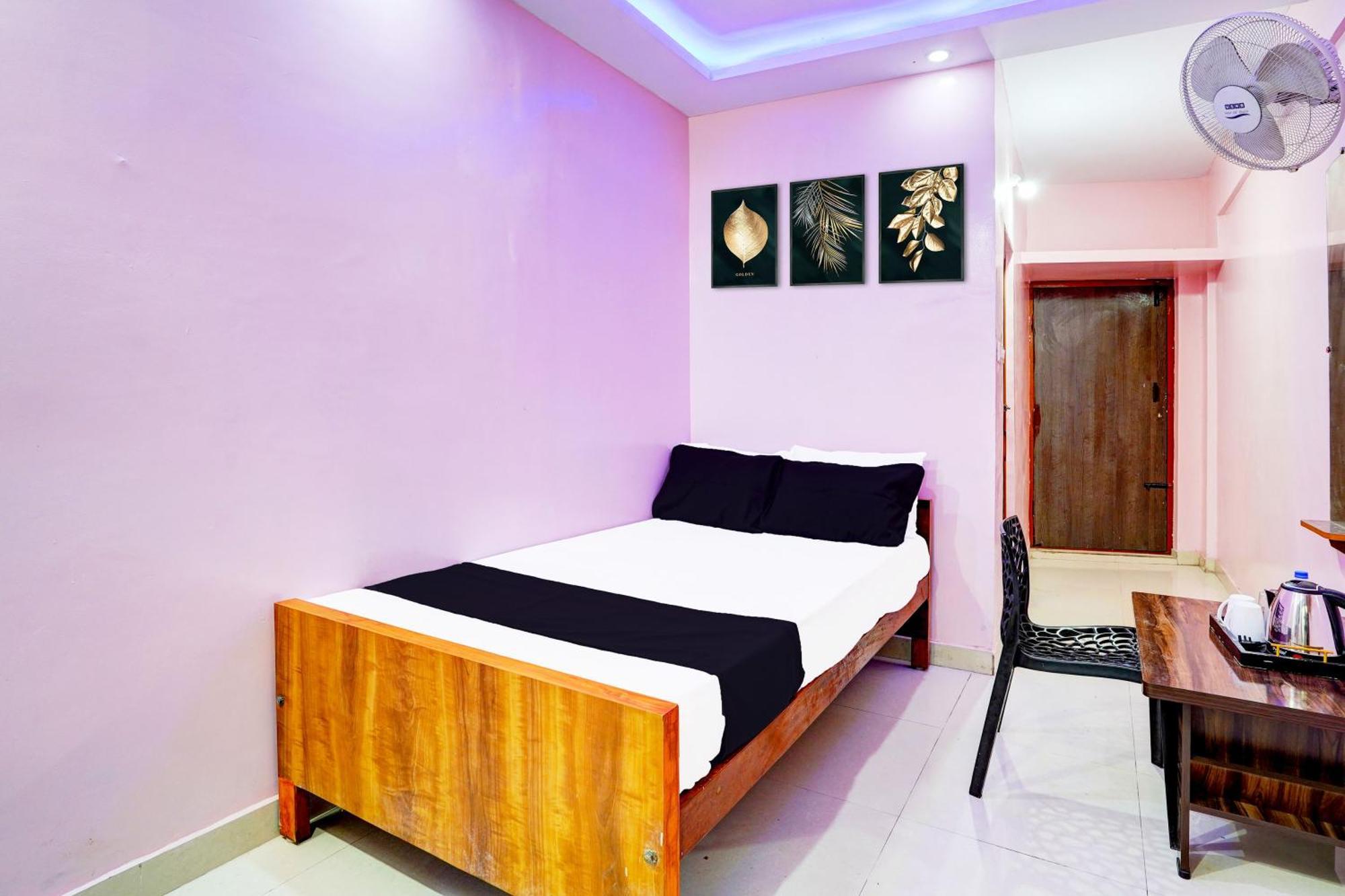 O Chaluva Boarding & Hotel