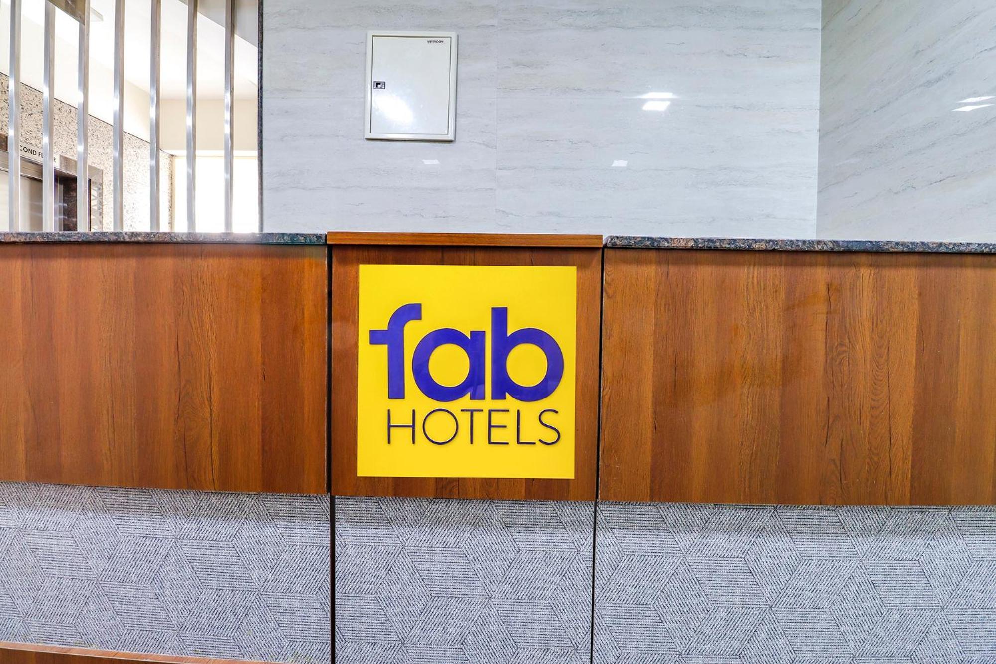 Fabhotel Sathya Comforts - Nr Commercial Street Hotel Bangalore