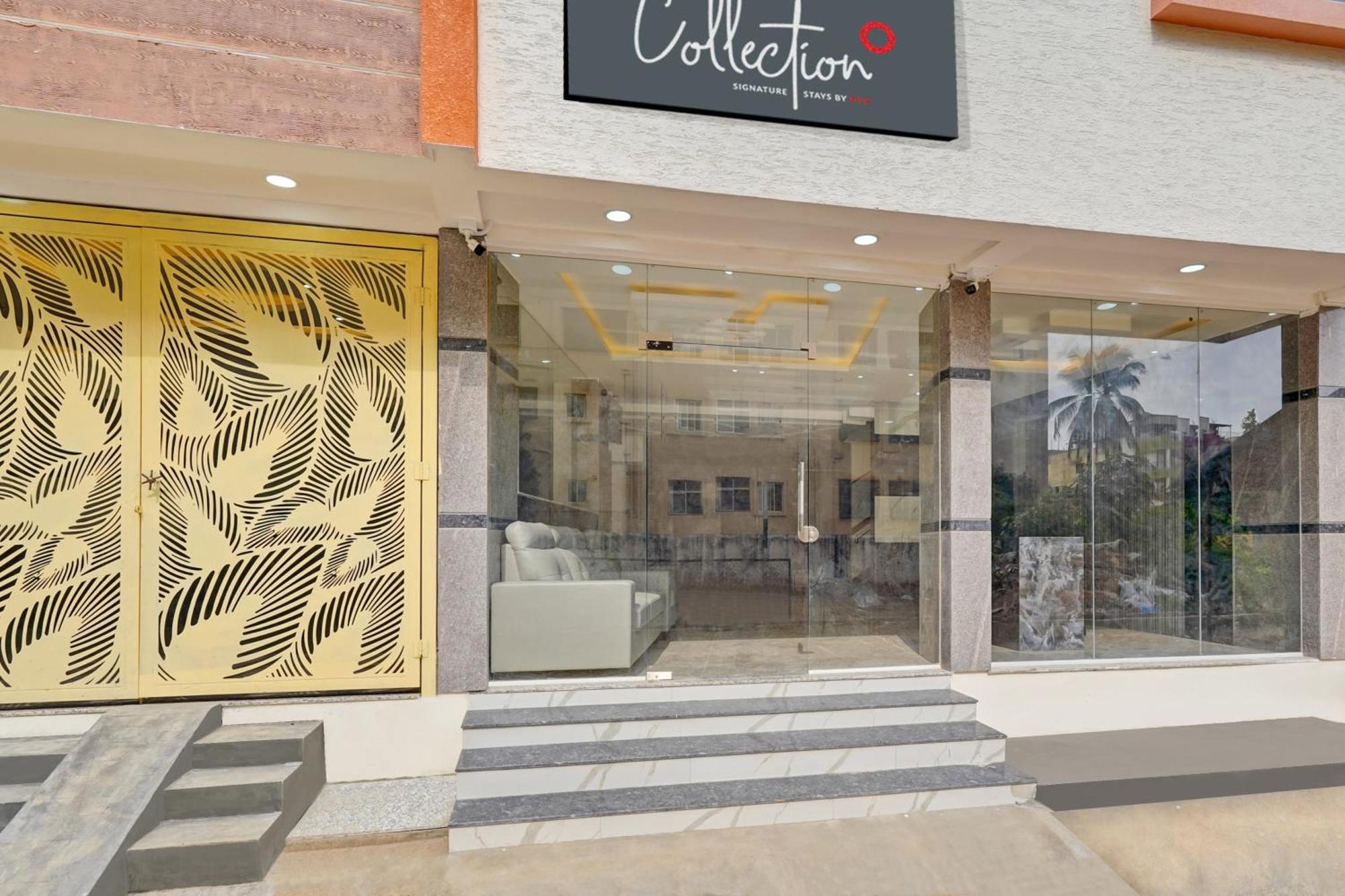Super Collection O White Suites-kemp Fort Mall 3* Bangalore