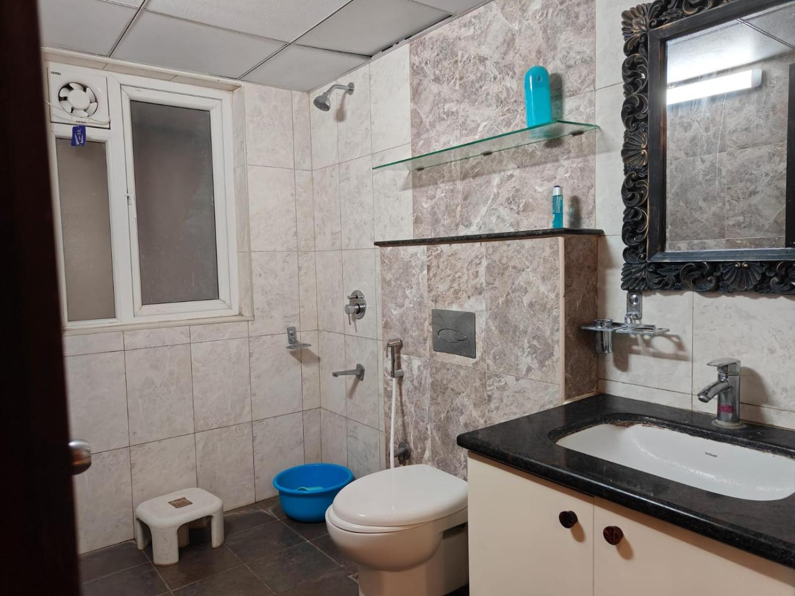 Charming 3bhk 100 Mbps- 19th Floor For Family Apartment Bangalore