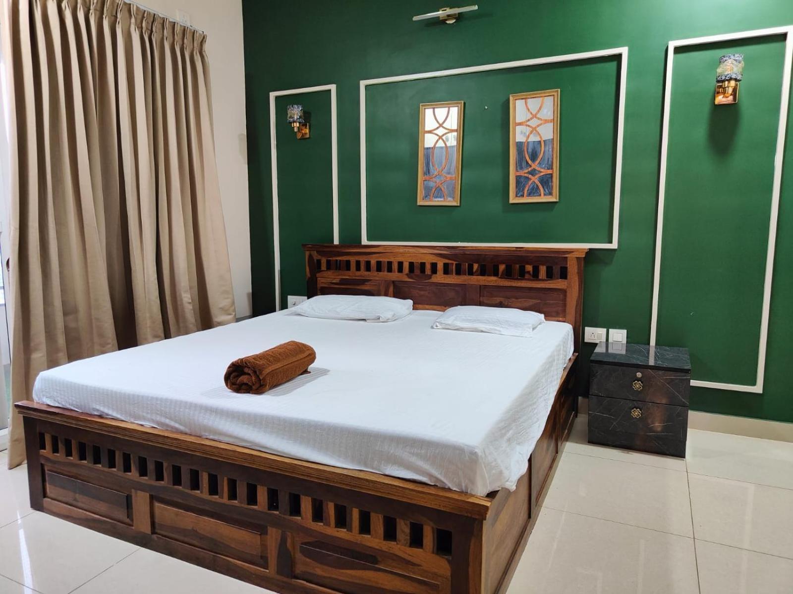 Charming 3bhk 100 Mbps- 19th Floor For Family *
