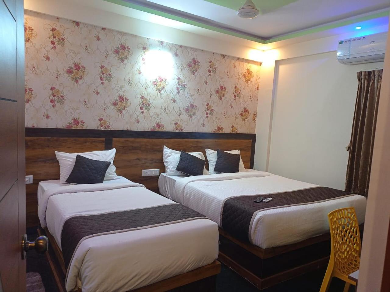 Karnataka Hotel 3*