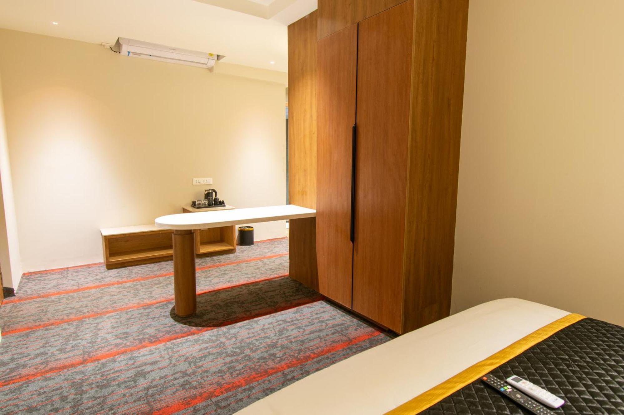 Sing 65 Hotel 3*