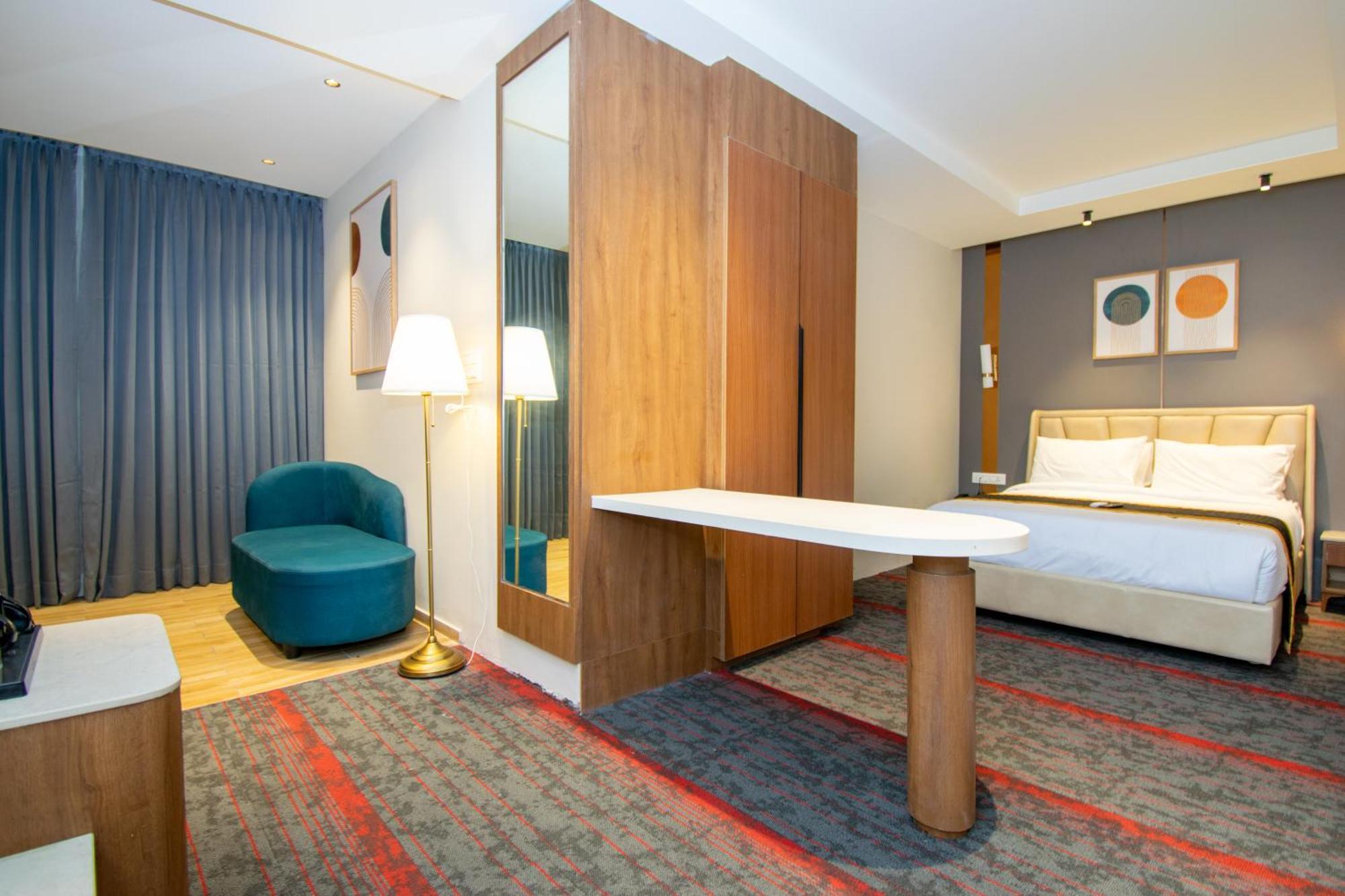 Sing 65 Hotel