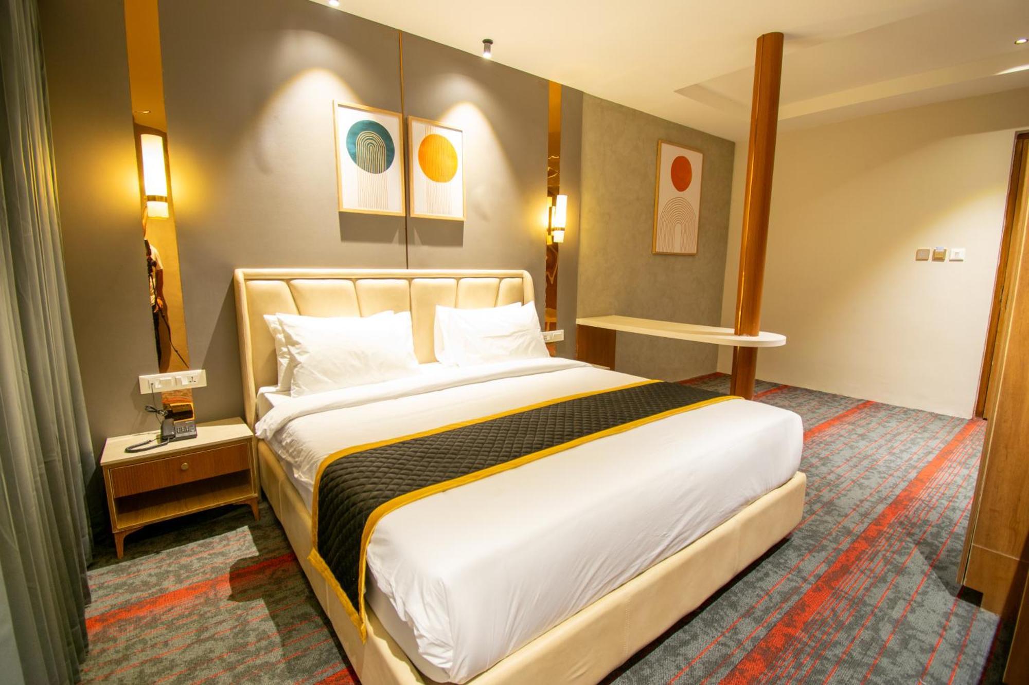 Sing 65 Hotel 3*