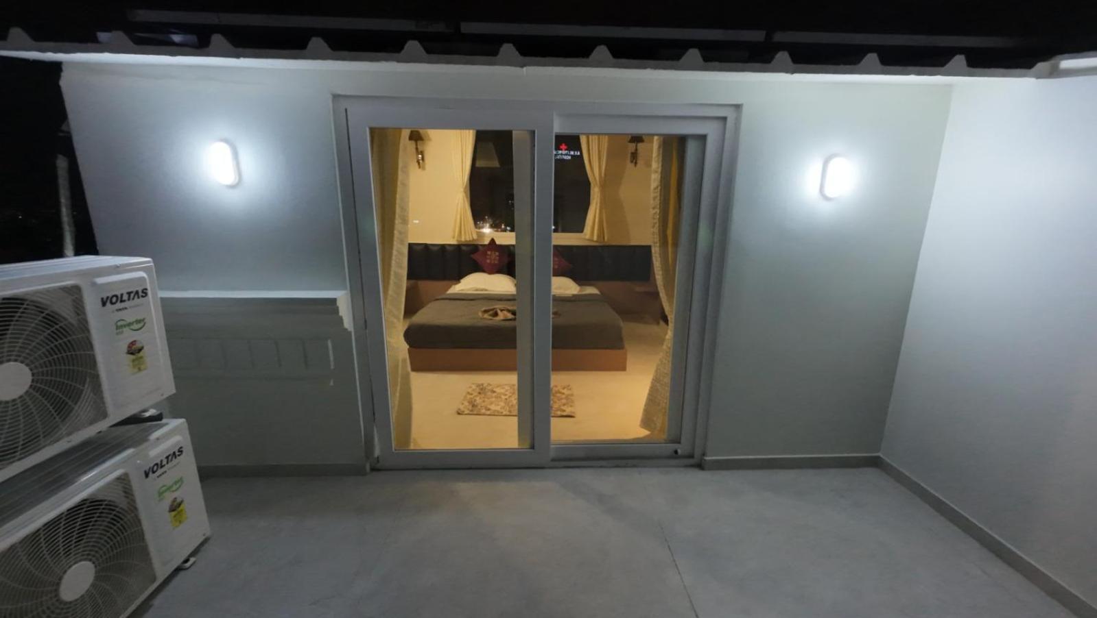 Elysia - A Luxury Penthouse Holiday home