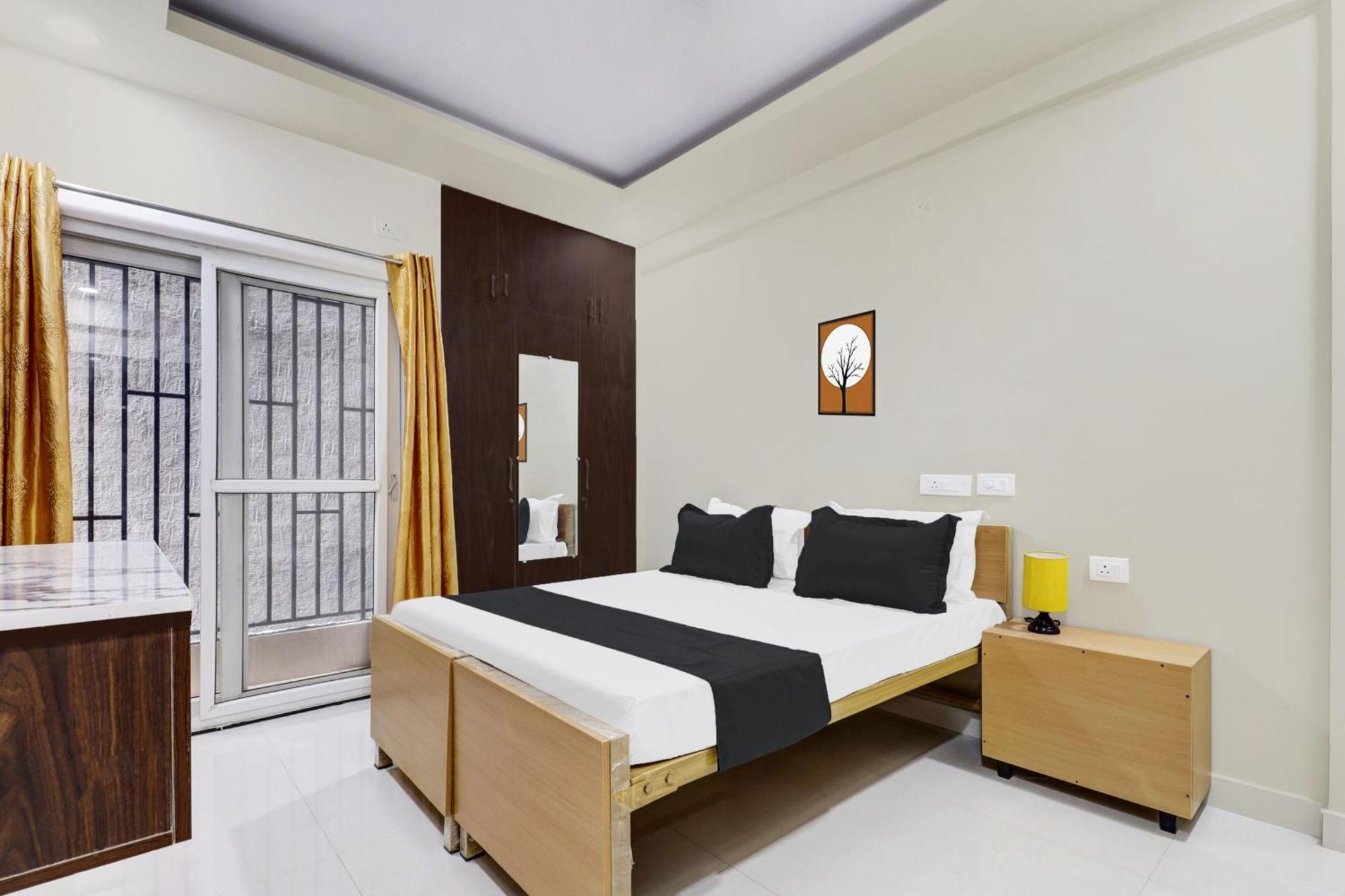 Super O Sri Harshitha Grand Near Zudio - Star Bazaar, Kundalhalli Gate