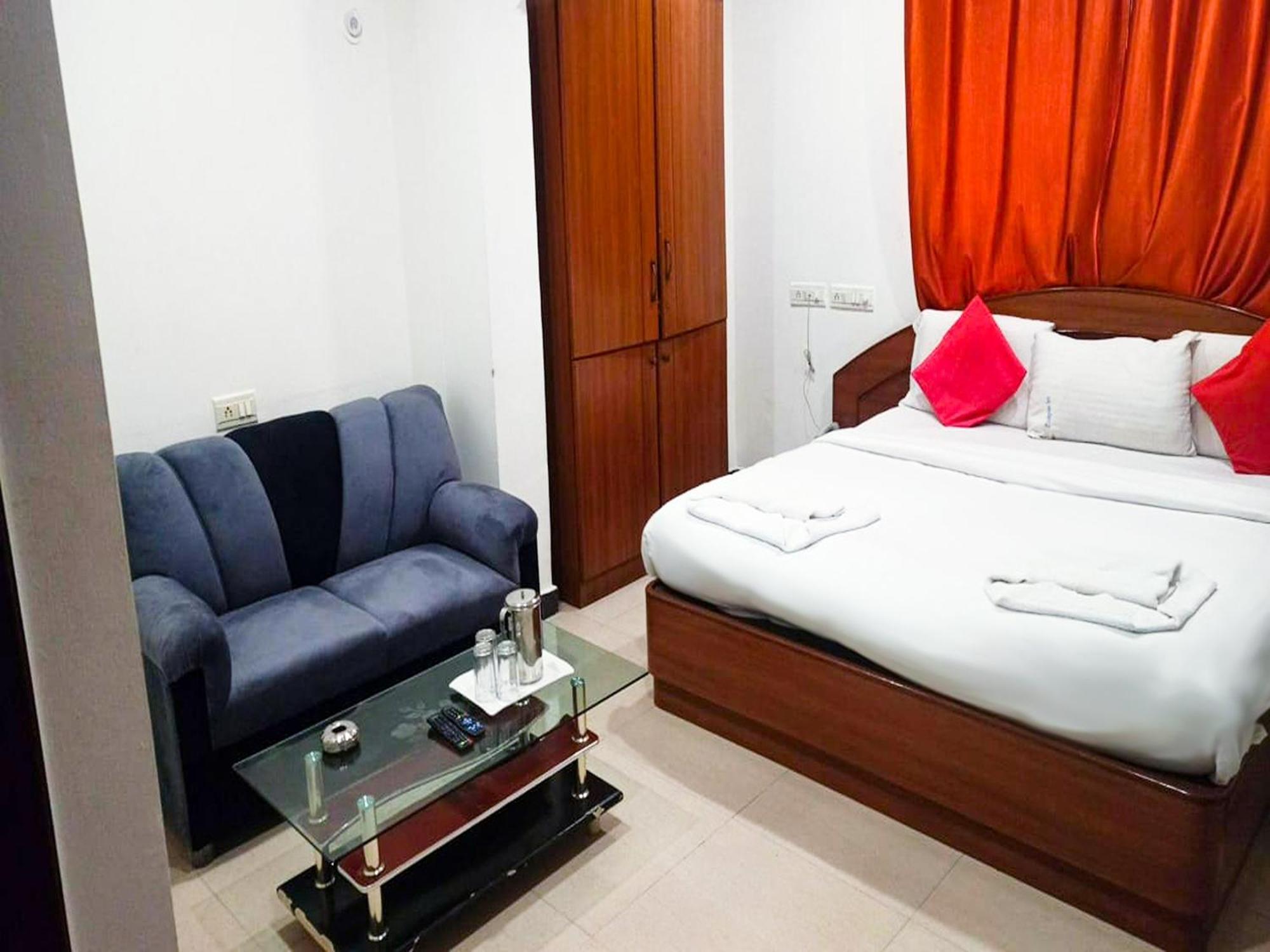 Hotel Champion Near Yeswantpur Junction Railway Station