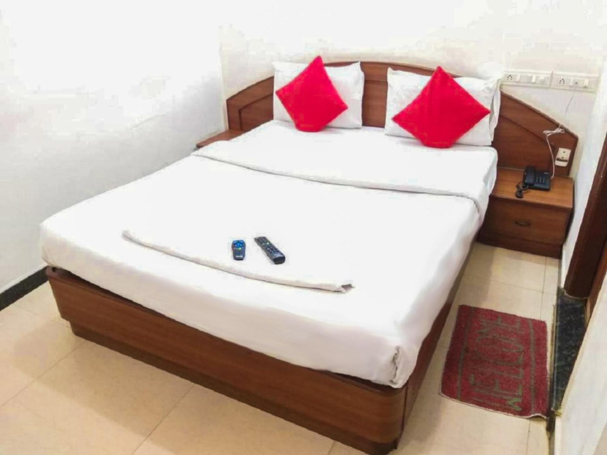 Champion Near Yeswantpur Junction Railway Station Hotel Bangalore