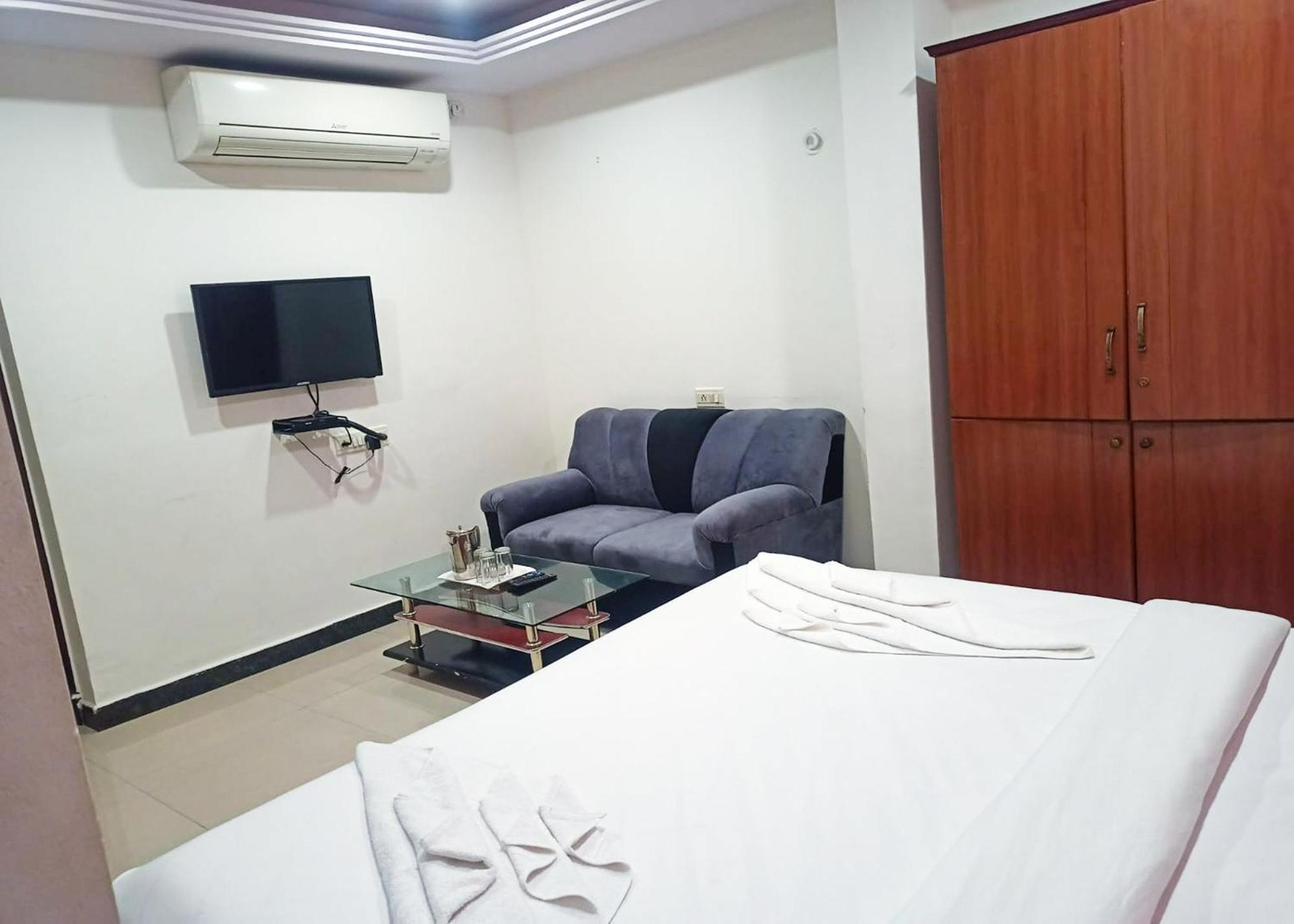 Champion Near Yeswantpur Junction Railway Station 3*