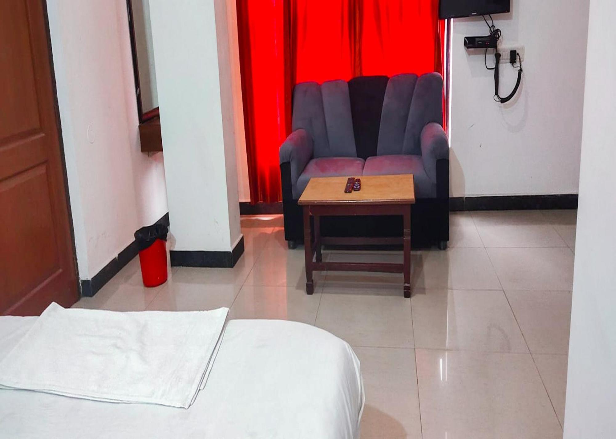 Hotel Champion Near Yeswantpur Junction Railway Station