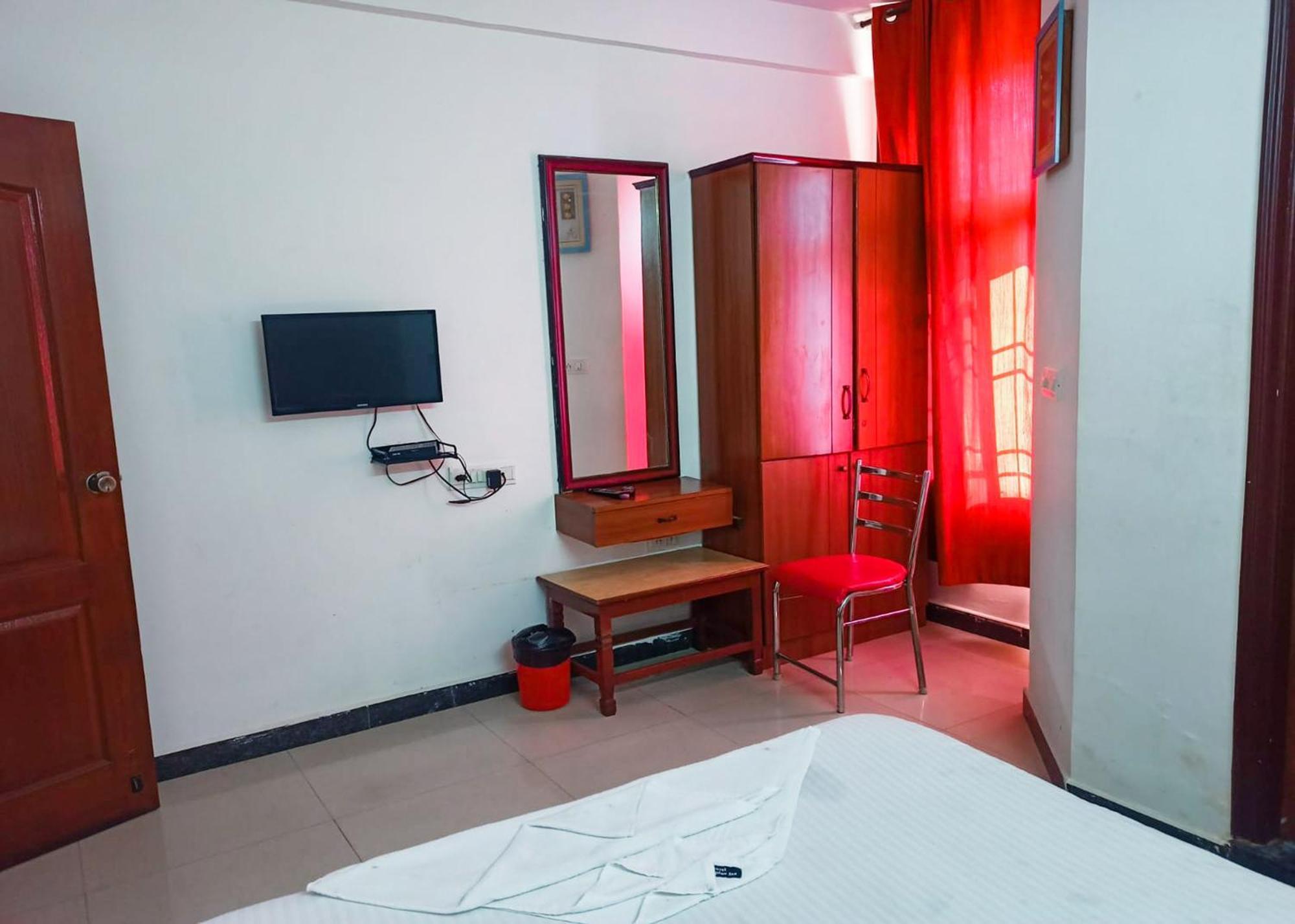 Champion Near Yeswantpur Junction Railway Station Hotel Bangalore
