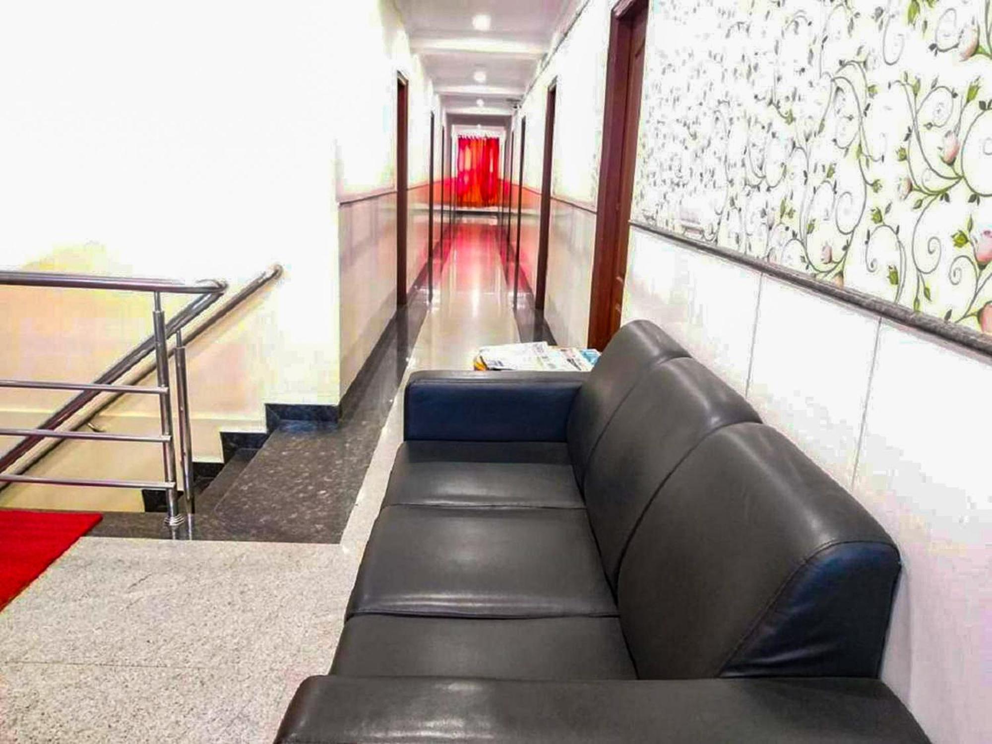 Champion Near Yeswantpur Junction Railway Station 3*