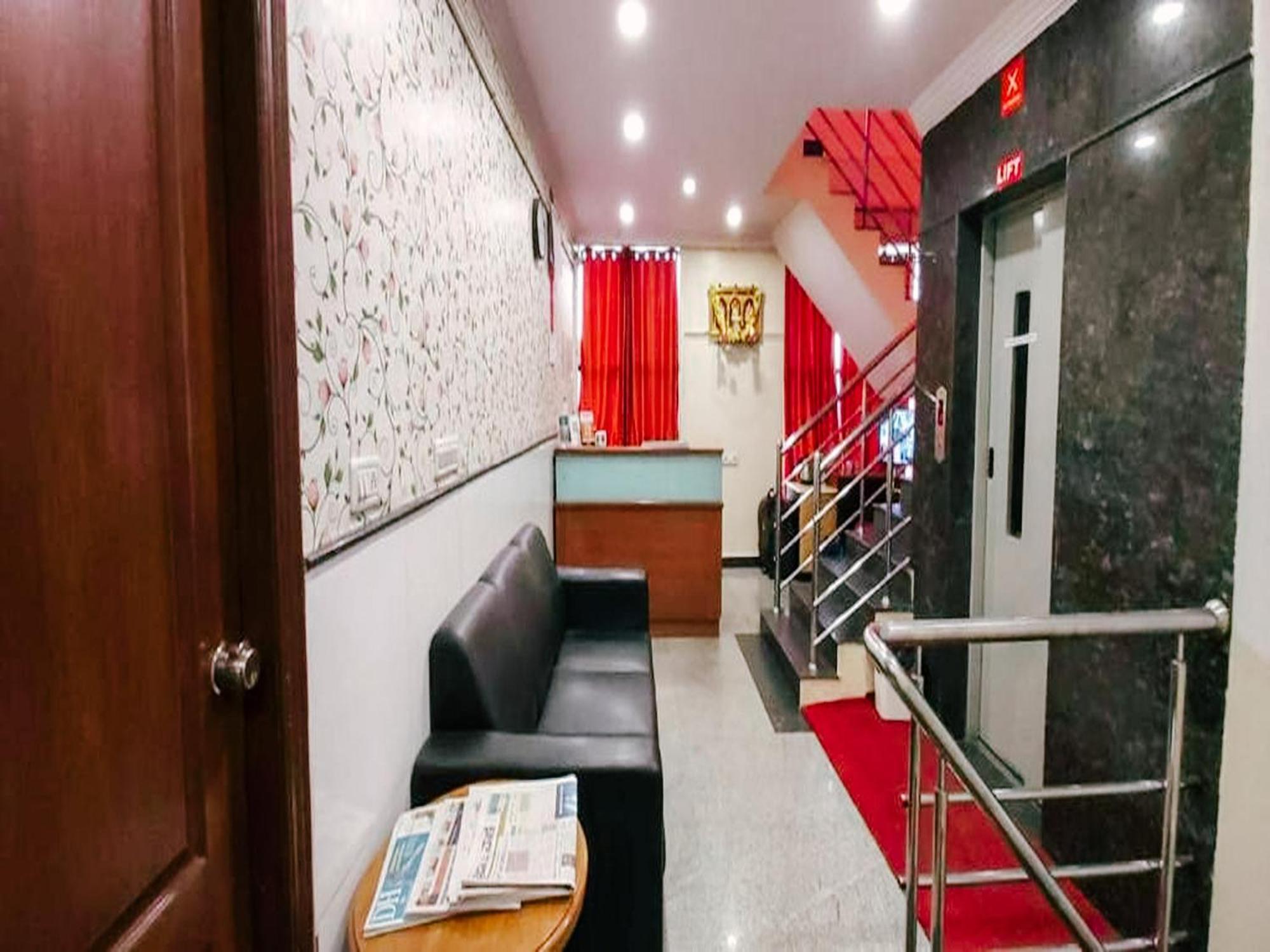 Champion Near Yeswantpur Junction Railway Station 3* Bangalore