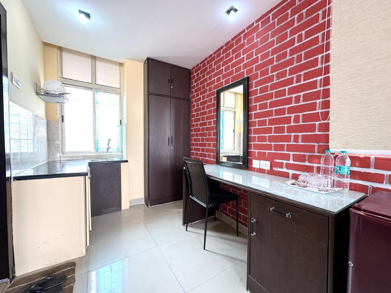 Fernandes Complex Guest house *