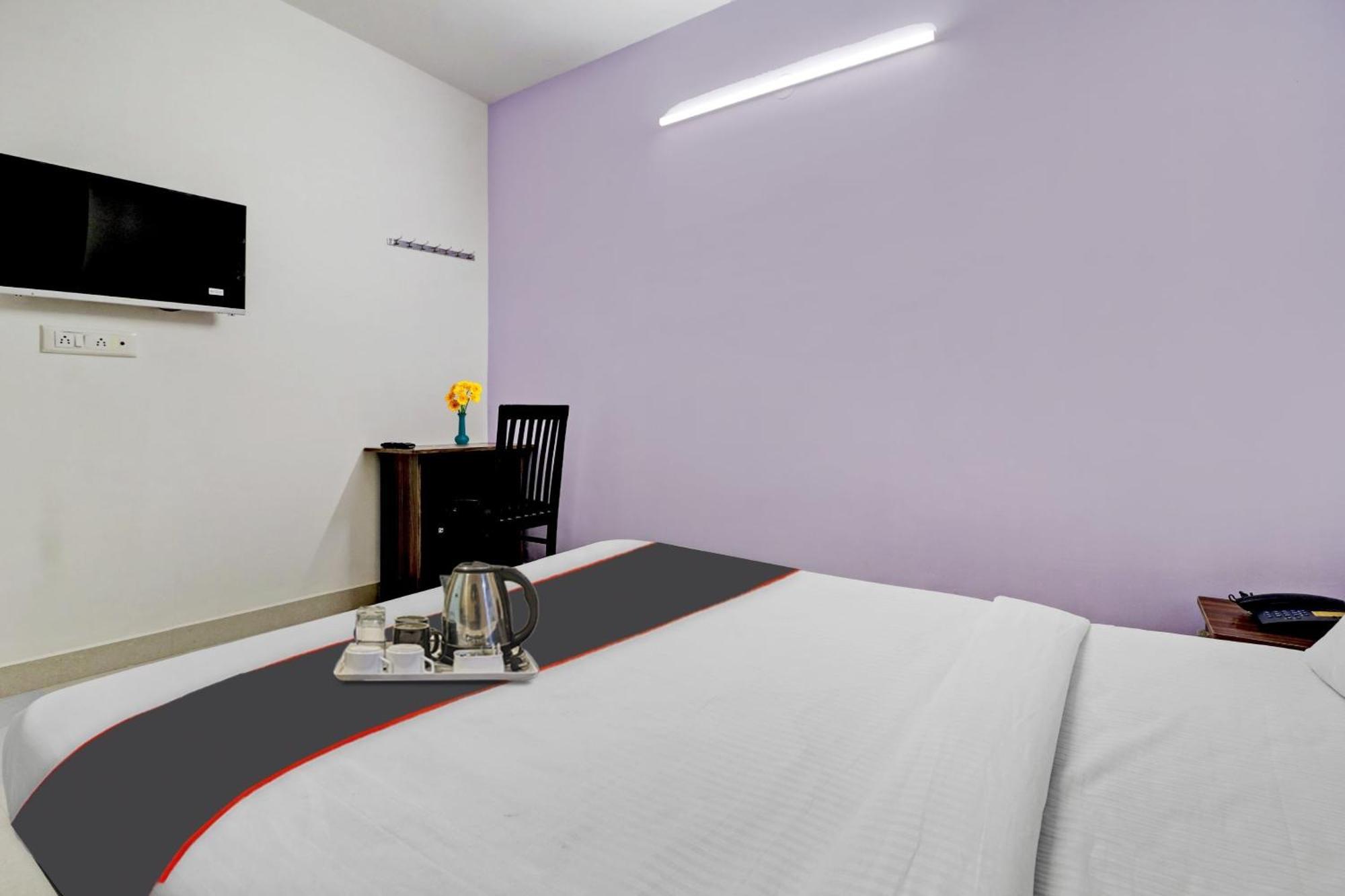 Hotel Oyo 92285 Sunshine Bangalore