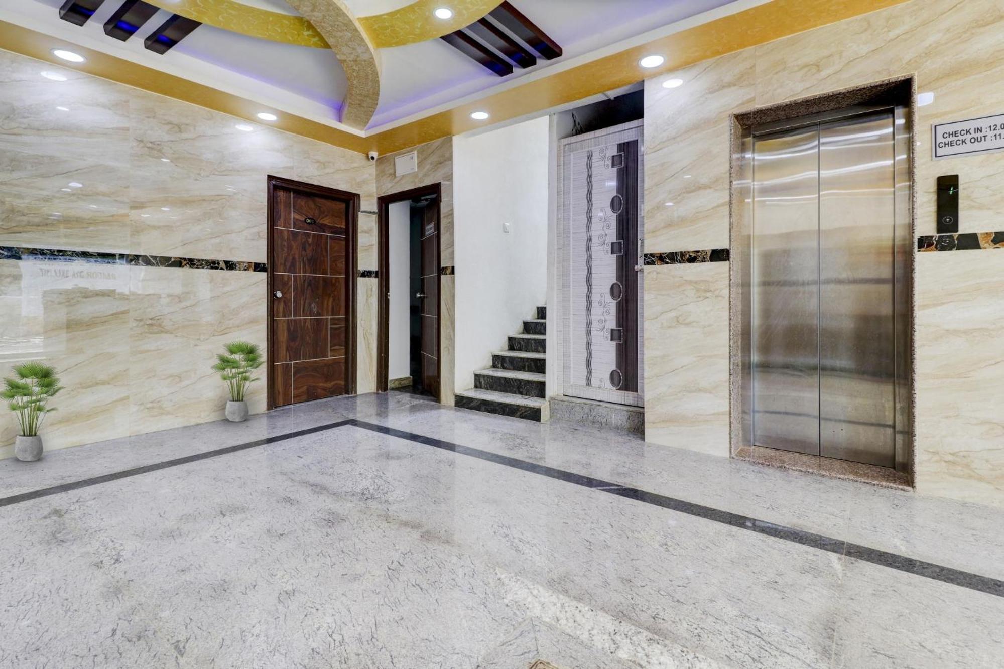 Hotel Oyo 92285 Sunshine Bangalore