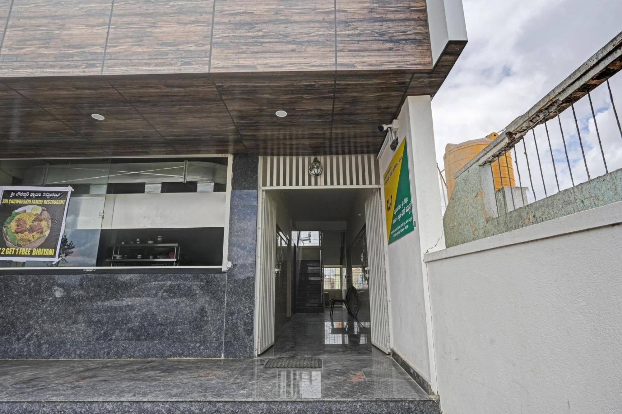 O Sri Chowdeshwari Boarding And 4* Bangalore