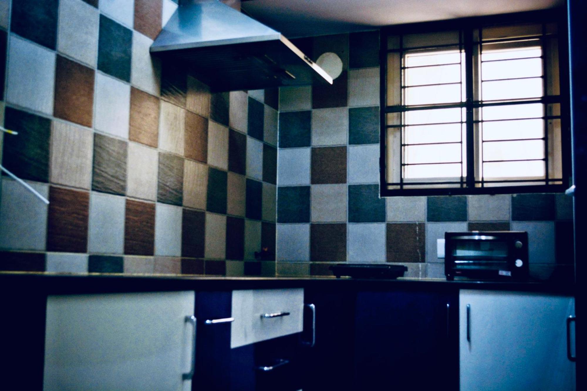 Apartment Esha Enclave - Premium Suits *