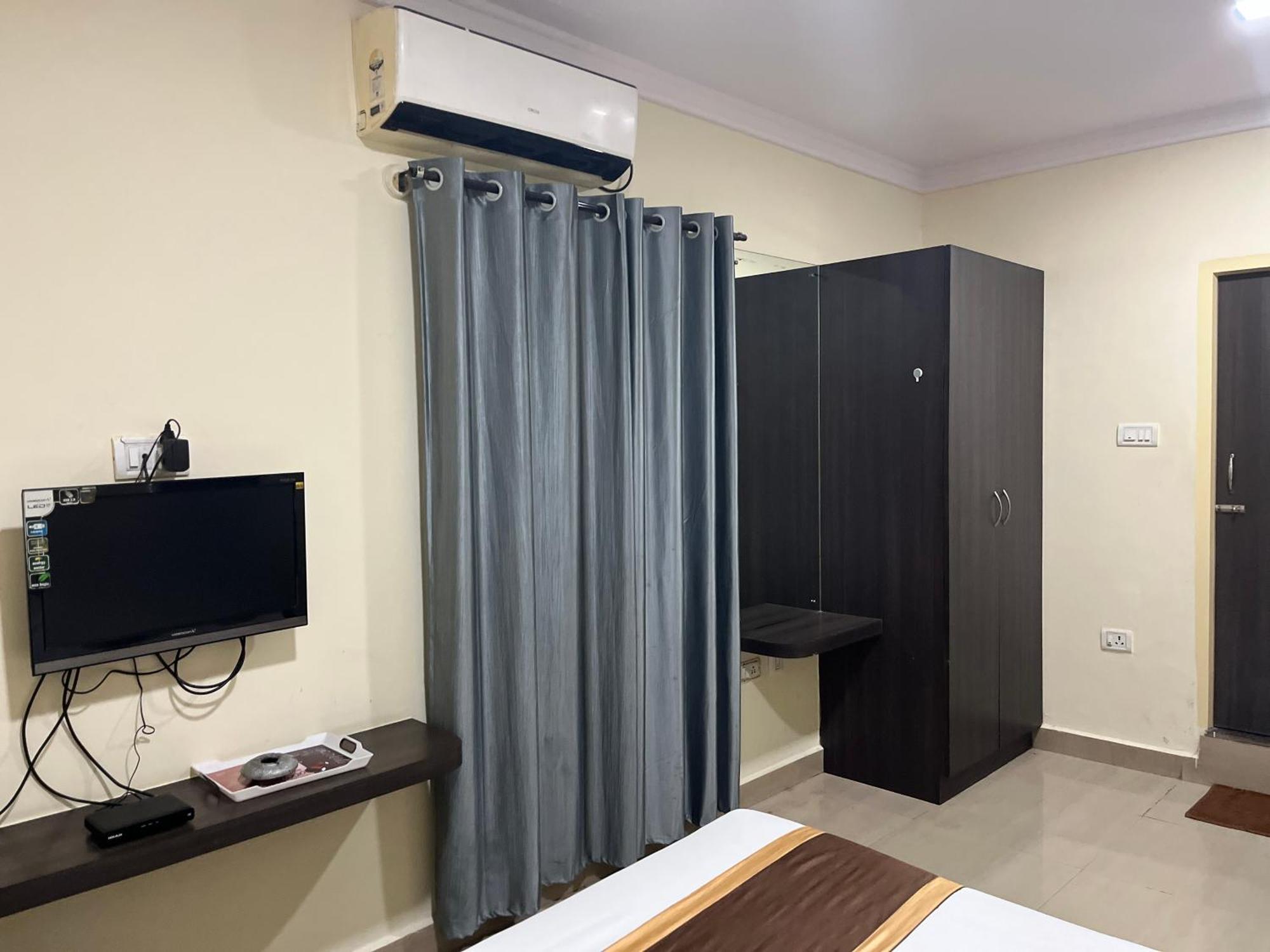 Vijaya Lakshmi Residency Hotel