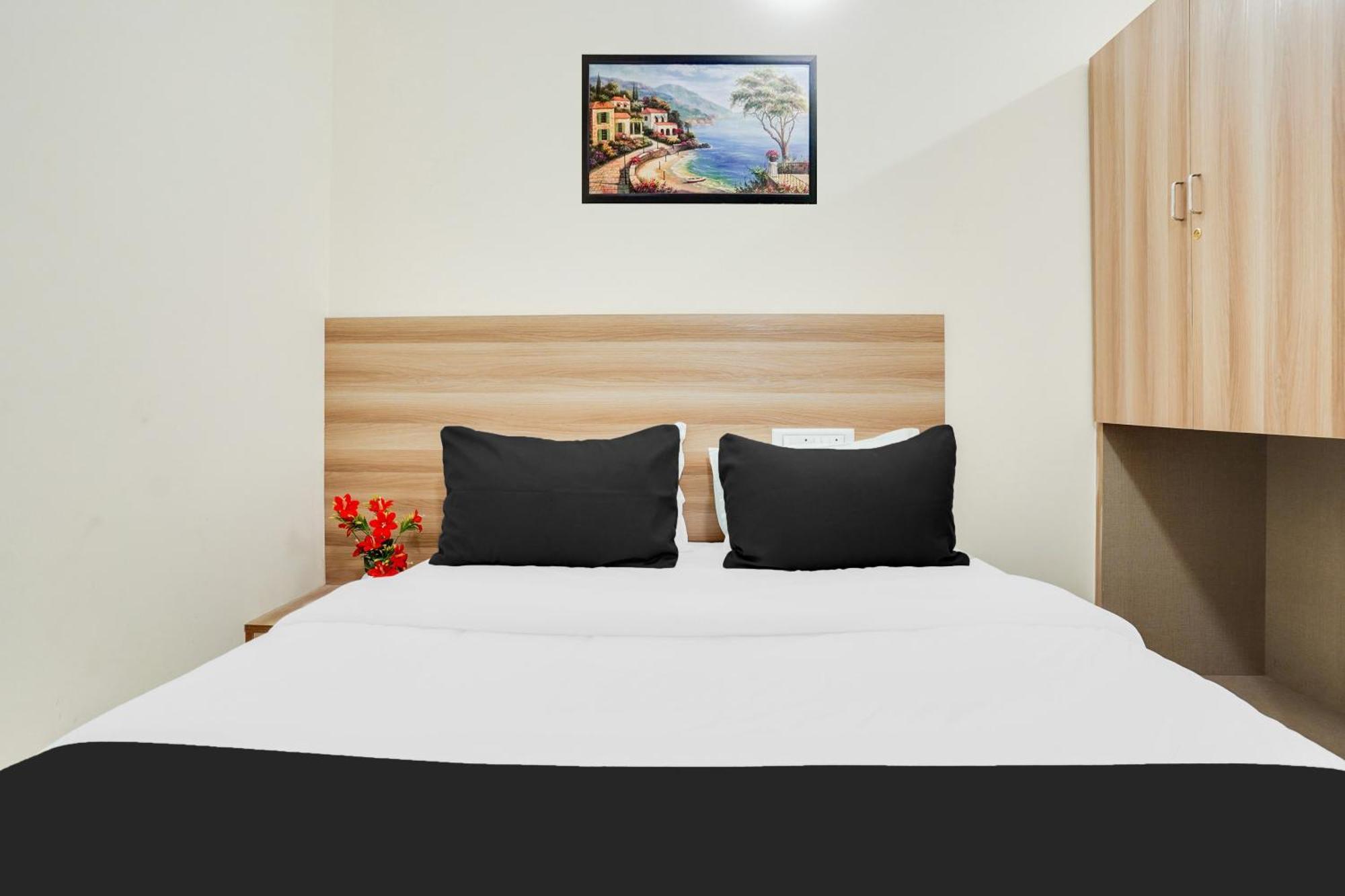Hotel Super O Xotel Near Hsr 3*